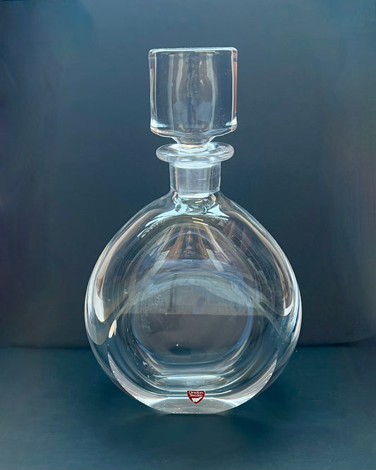 20 世纪中叶晚期手工制作的 Orrefors 水晶酒瓶,约 20 世纪 80 年代,Nils Landberg 出品