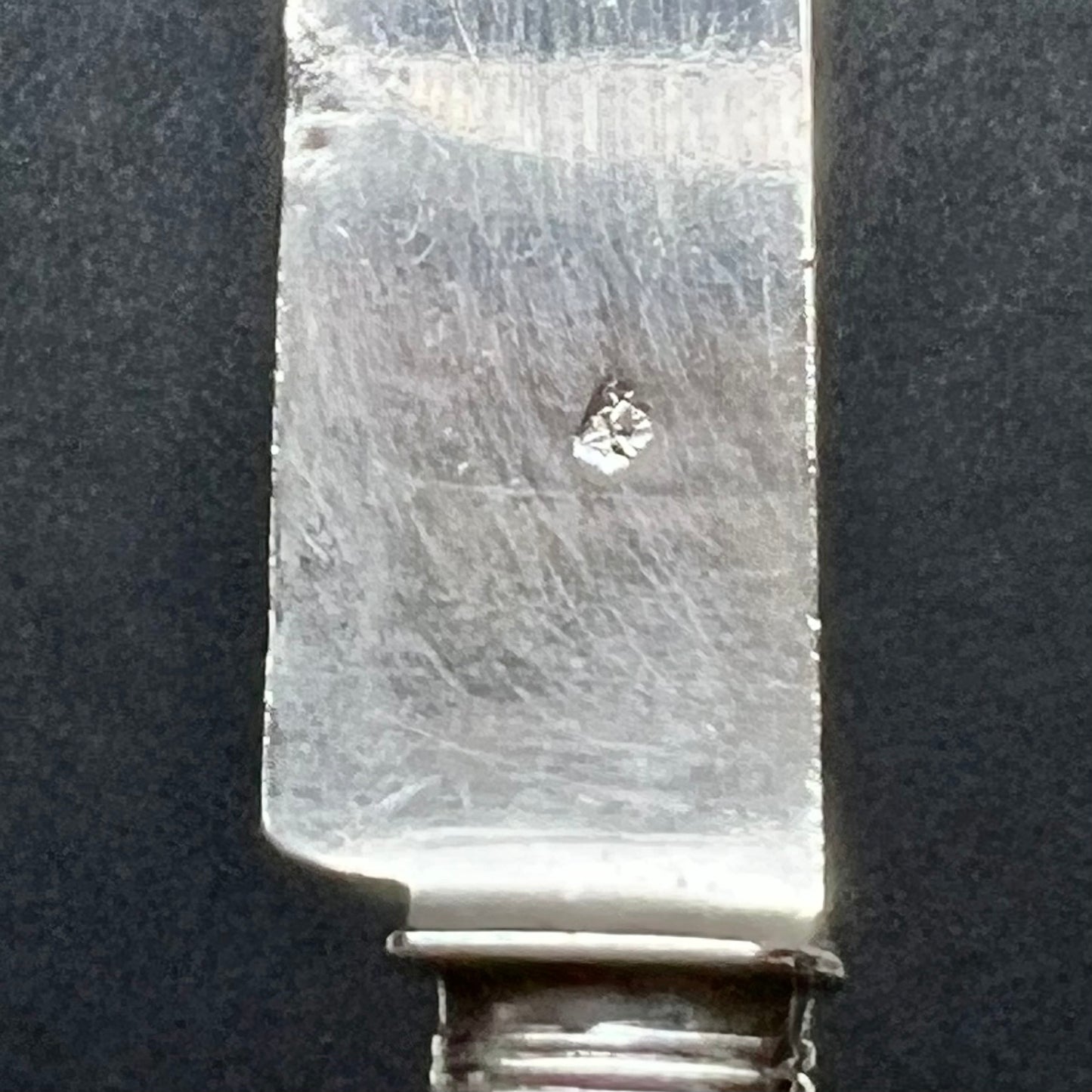 Juego antiguo de 4 cuchillos franceses de plata .800 con mangos de nácar.