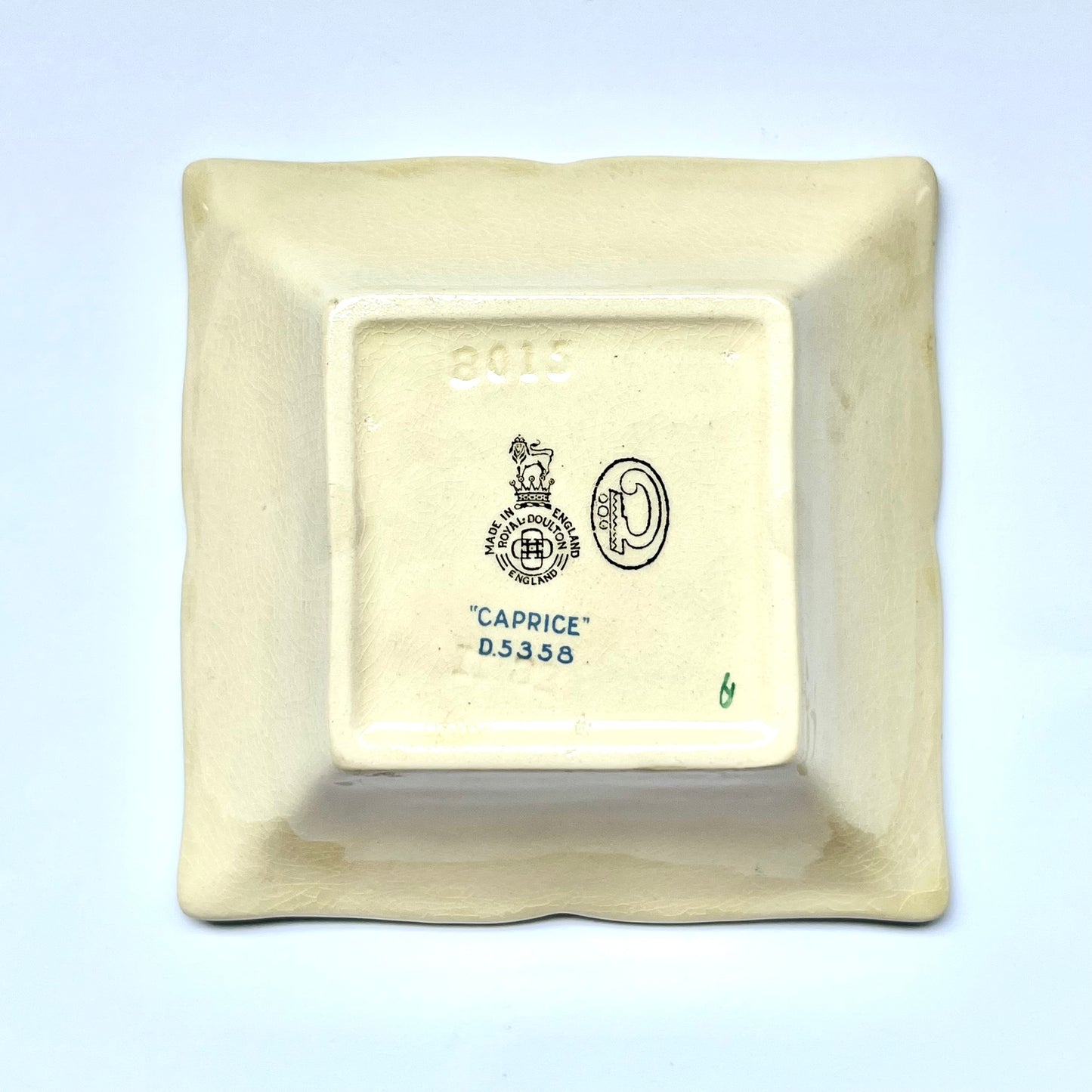 1930s Art Deco Royal Doulton Art Deco porcelain sweetmeat dish in Caprice Pattern