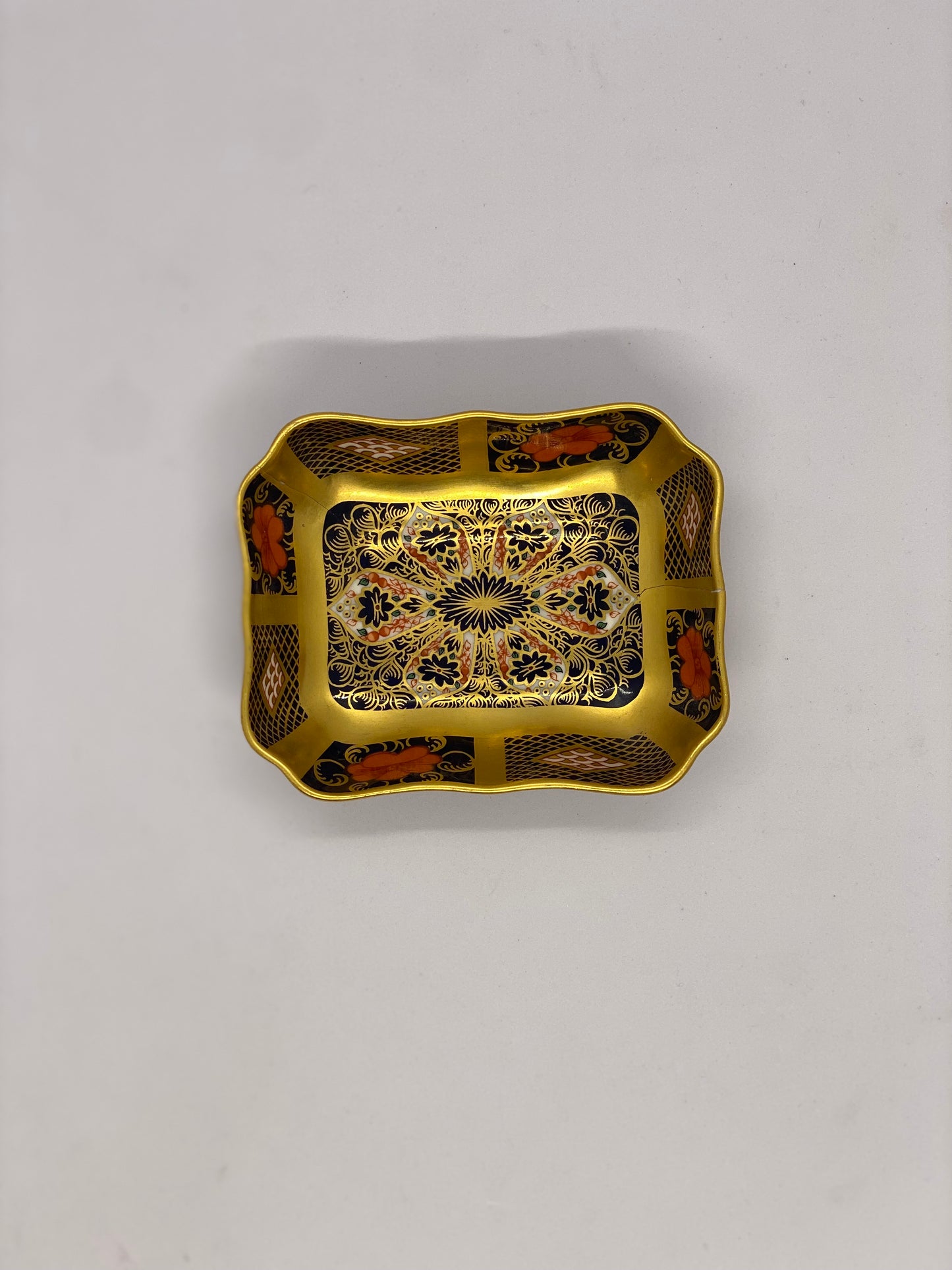 Plato de baratijas vintage Royal Crown Derby con patrón Imari antiguo TAL CUAL