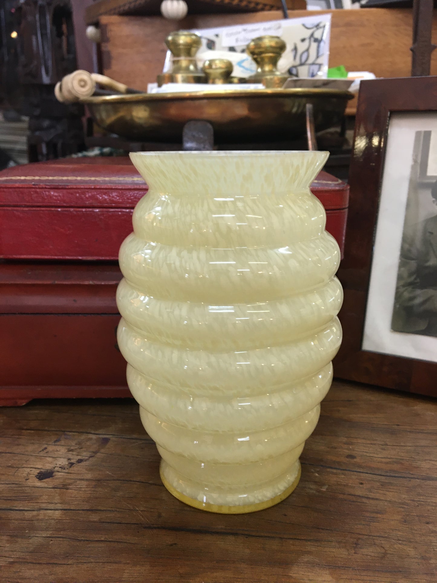 Australian Art Deco Beehive Shaped Vase in Mottled Glass