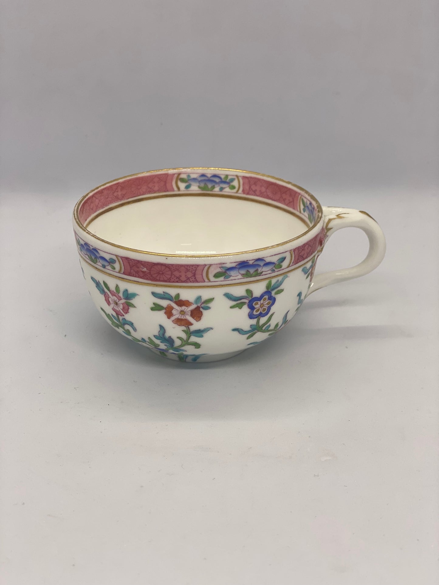 Juego de taza de té y platillo Minton de inspiración chinoiserie antiguo, circa 1858