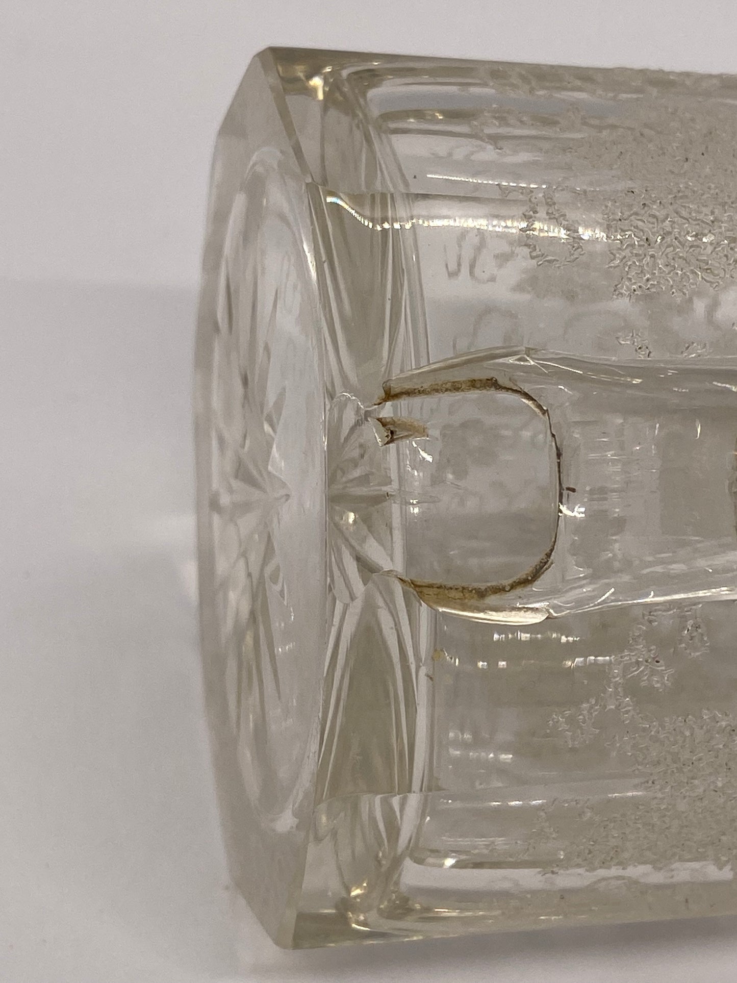 Jarra de cristal de Europa continental del siglo XIX (con placa de porcelana pintada a mano)