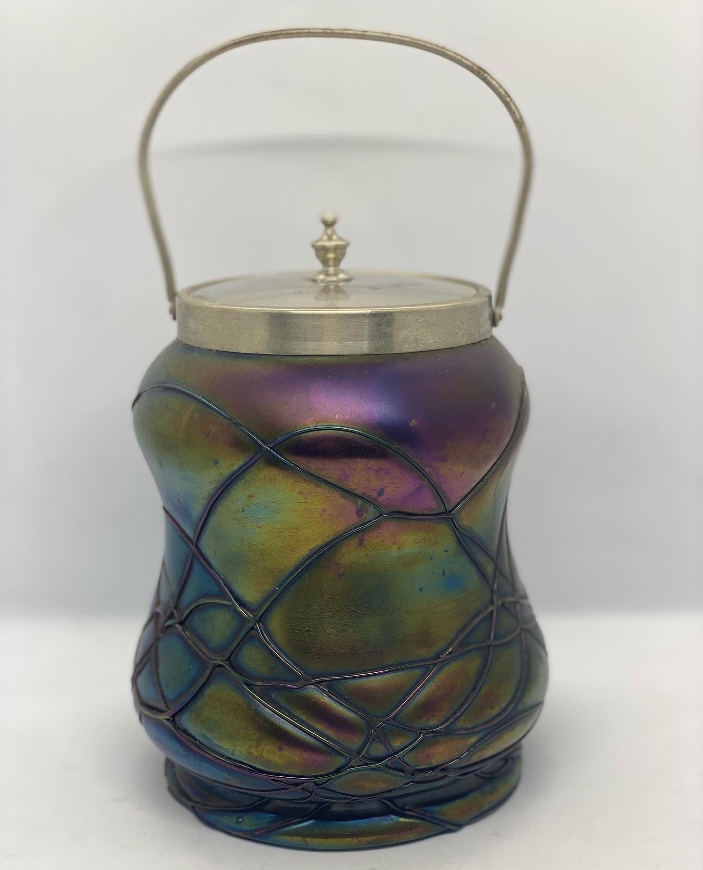 Pallme-Konig Biscuit Barrel Circa 1900s w/ Iridized Glass and Vitreous Glass Trail Lattice