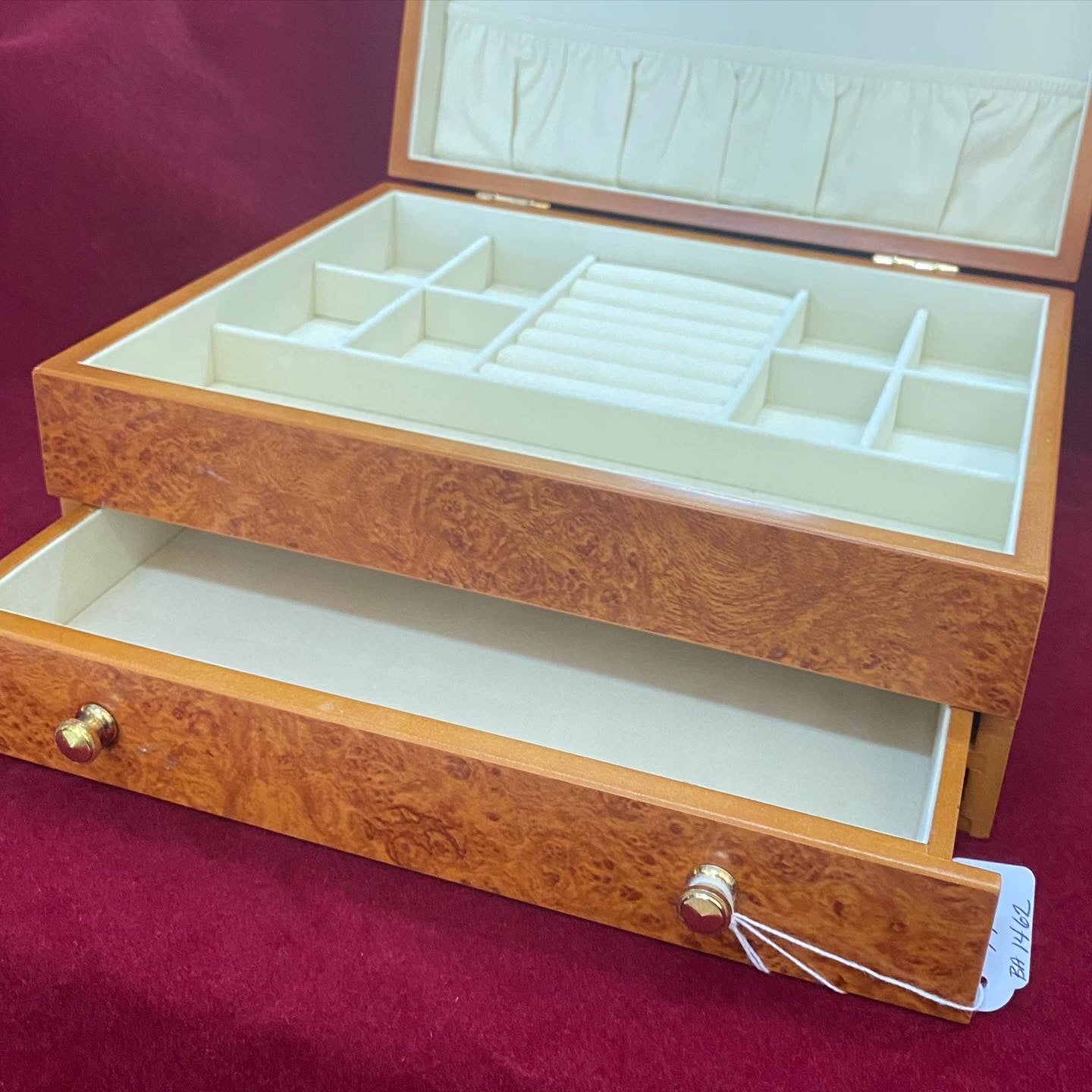 精美复古鸟眼枫木珠宝盒,带两层和项链隔层