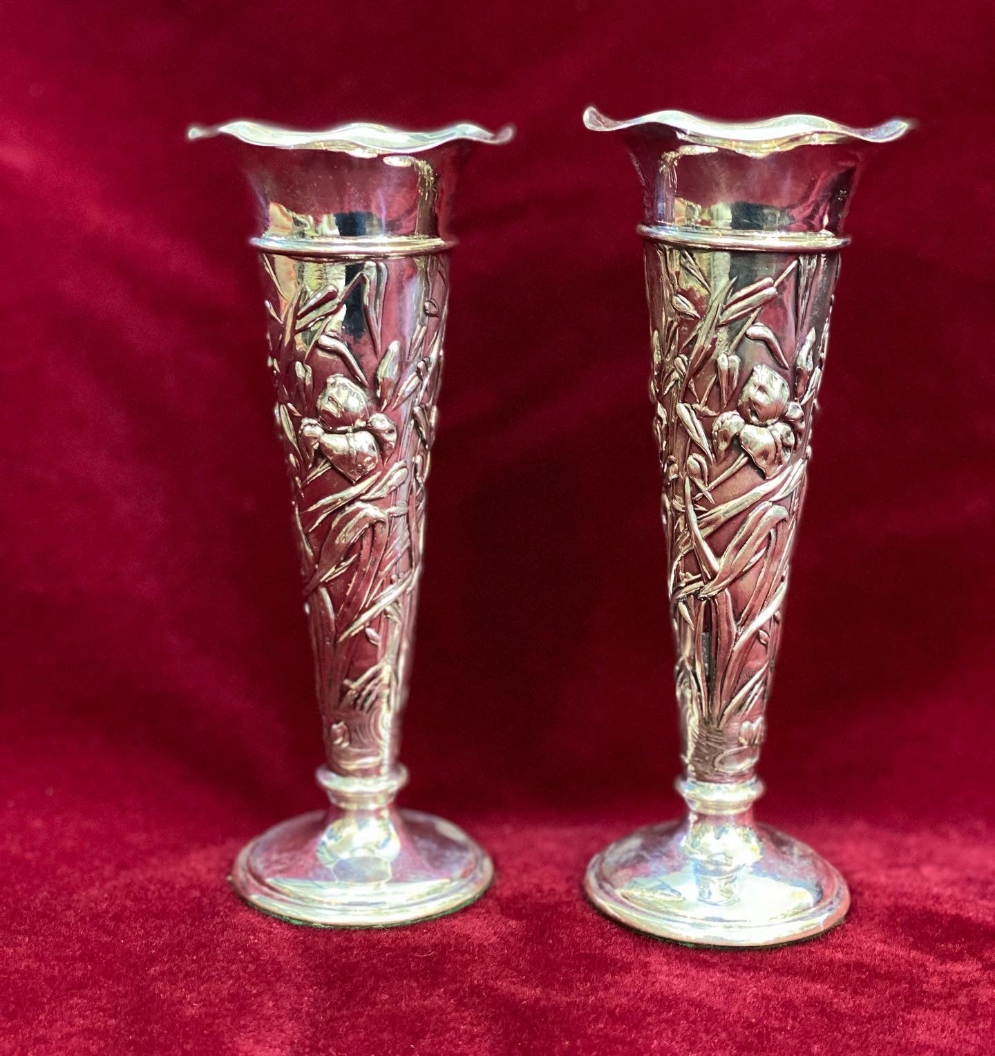 Jarrones trompeta de plata de ley con sello Art Nouveau