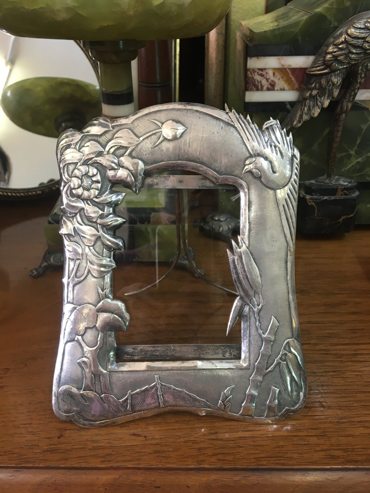 Marco de fotos Art Nouveau japonés de plata fina del período Meiji