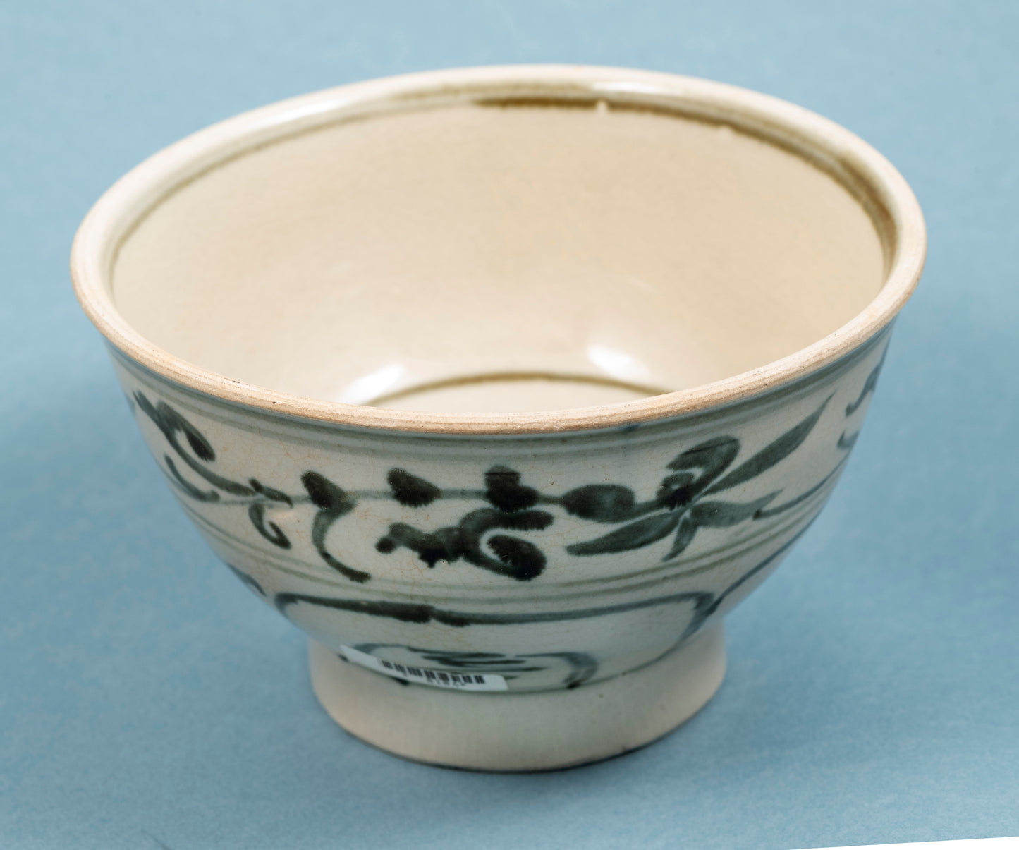 Large Green Bowl with Unusual Green Glaze from the Hoi An Hoard, 15th century
