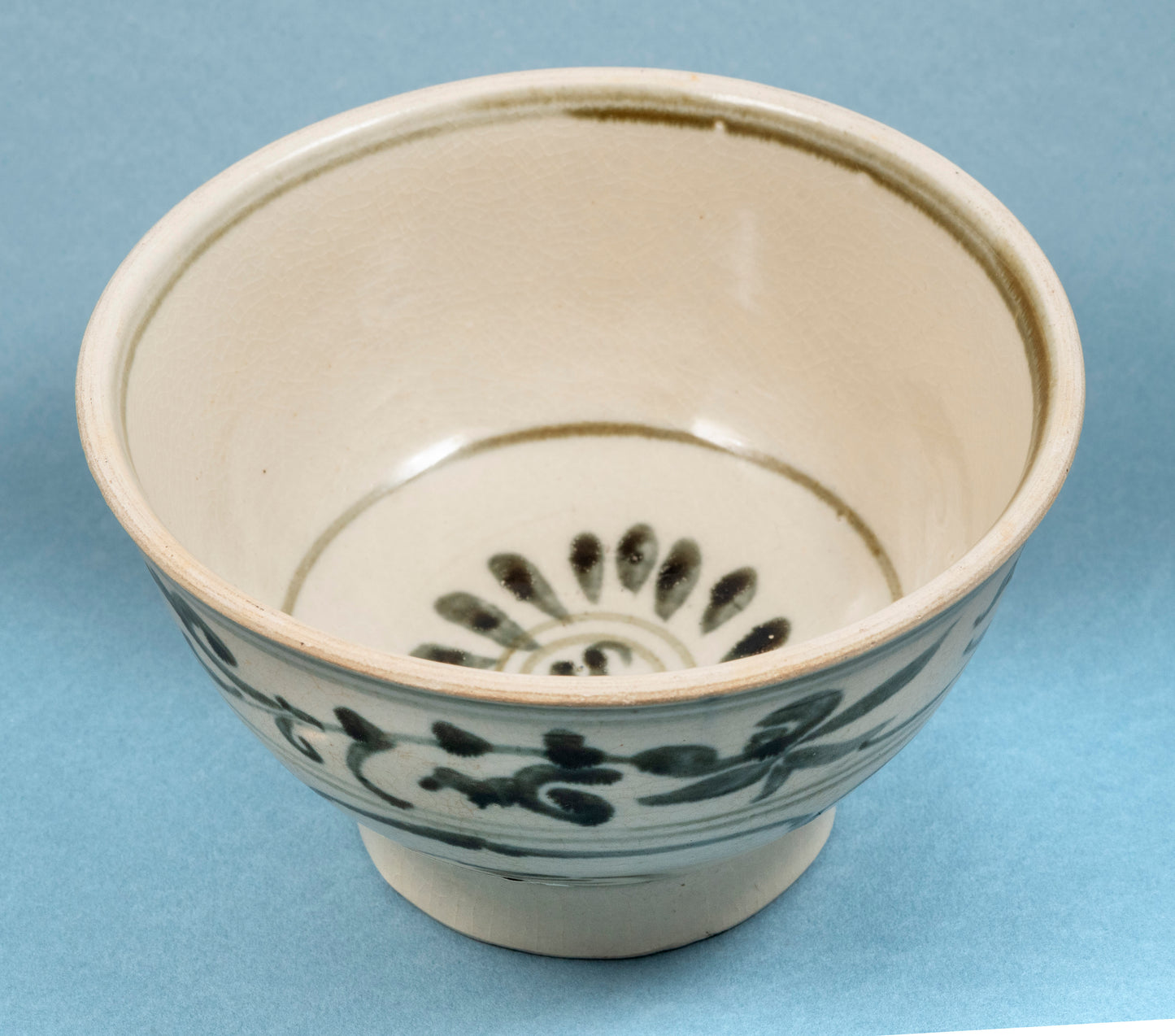 Large Green Bowl with Unusual Green Glaze from the Hoi An Hoard, 15th century
