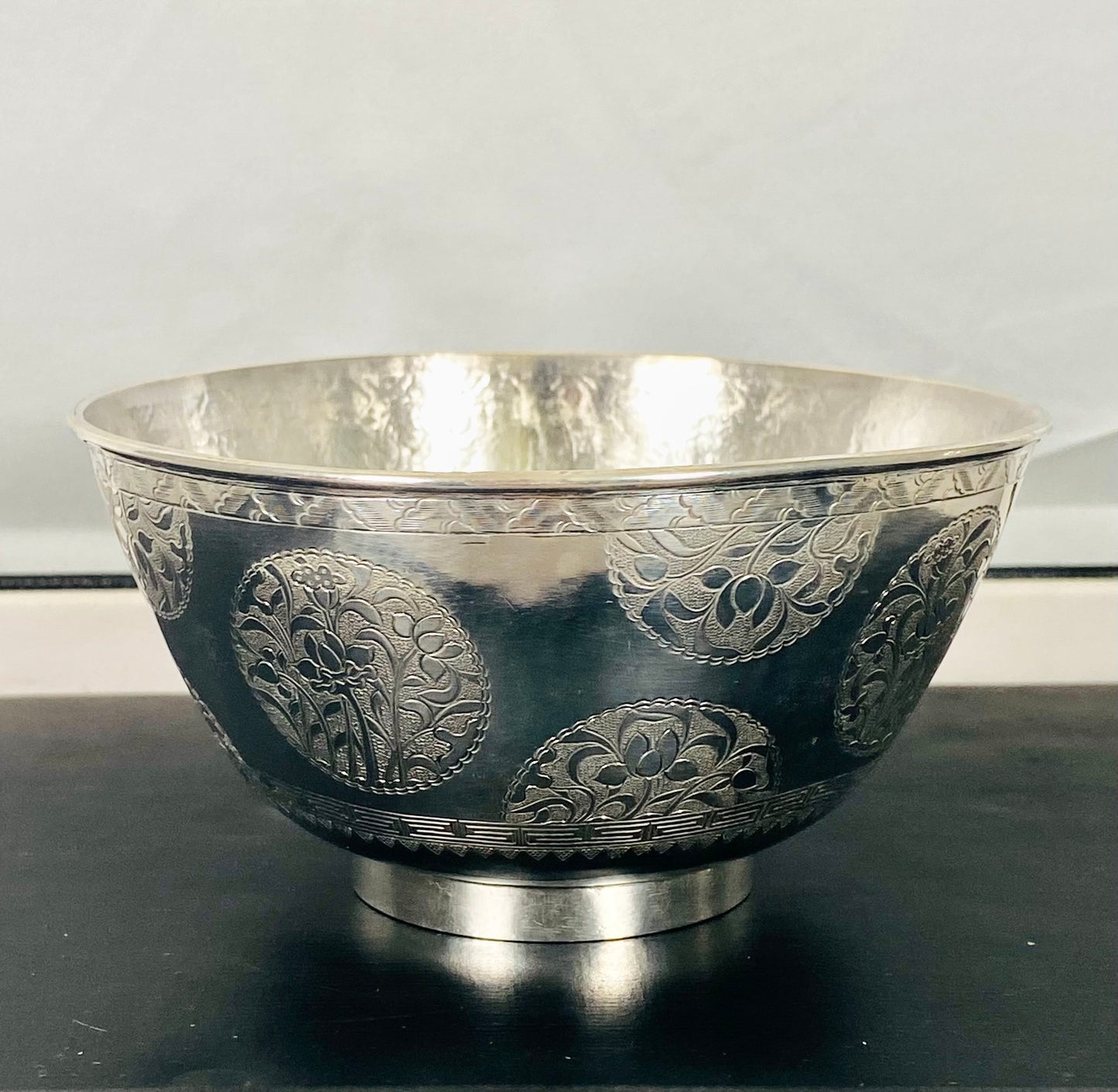 20th century Chinese export silver bowl