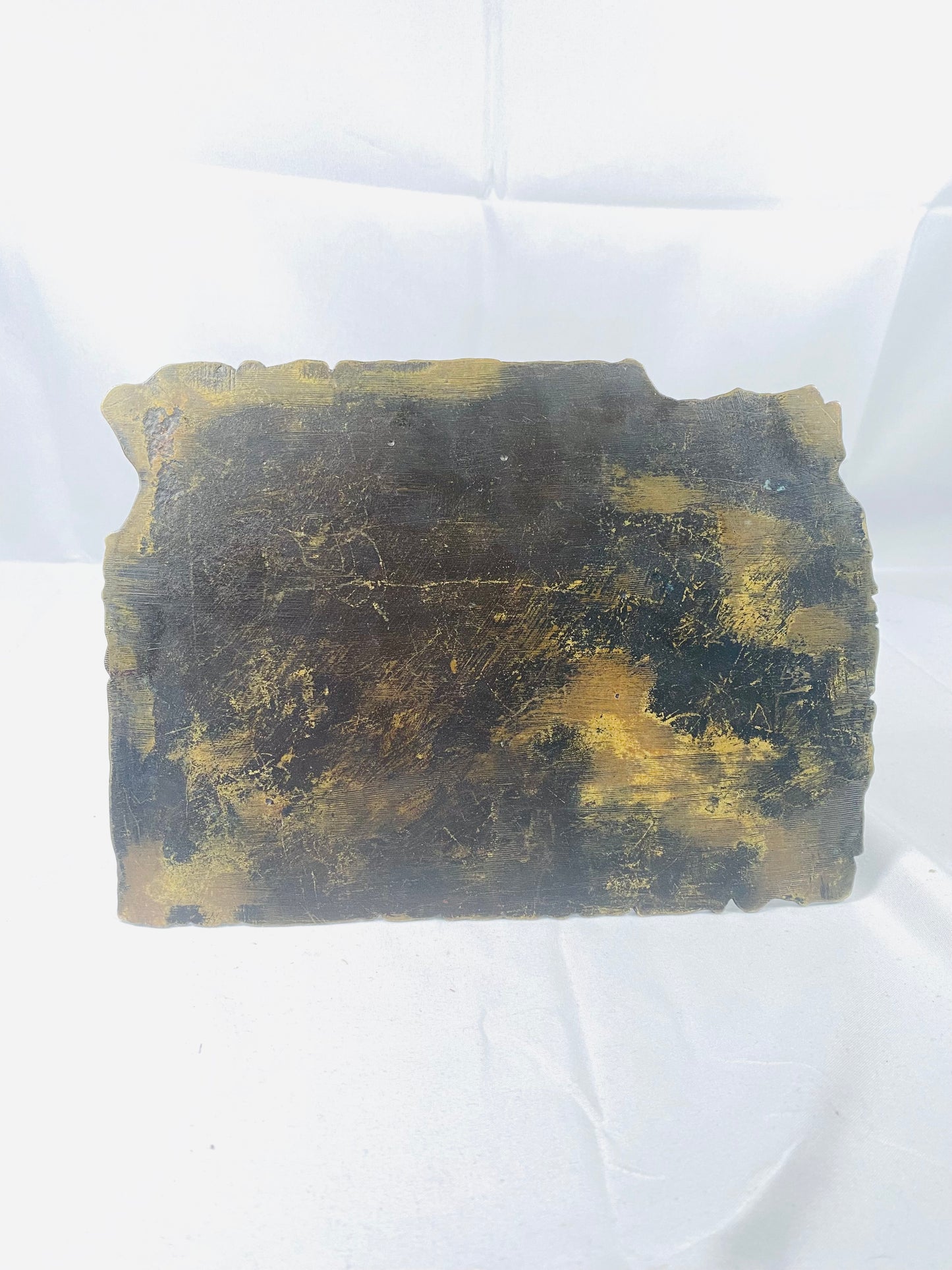 维也纳冷画情色青铜雕塑,描绘的是地毯上的男女音乐家,摩尔/东方风格,约 1910 年。应为弗朗茨·伯格曼所作。