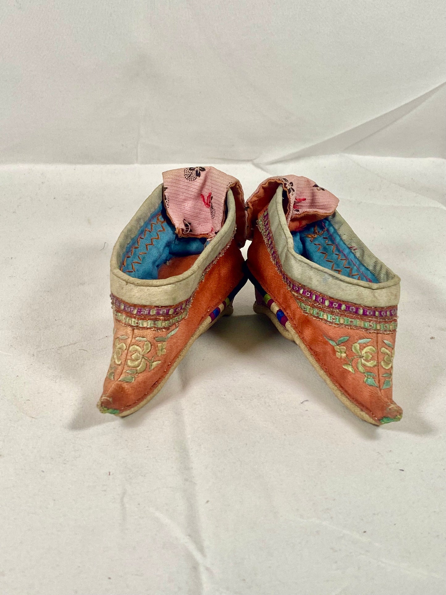 Antique Chinese Lotus / Golden Lily Shoes circa late 19th century, Shaoxing Style Pumps