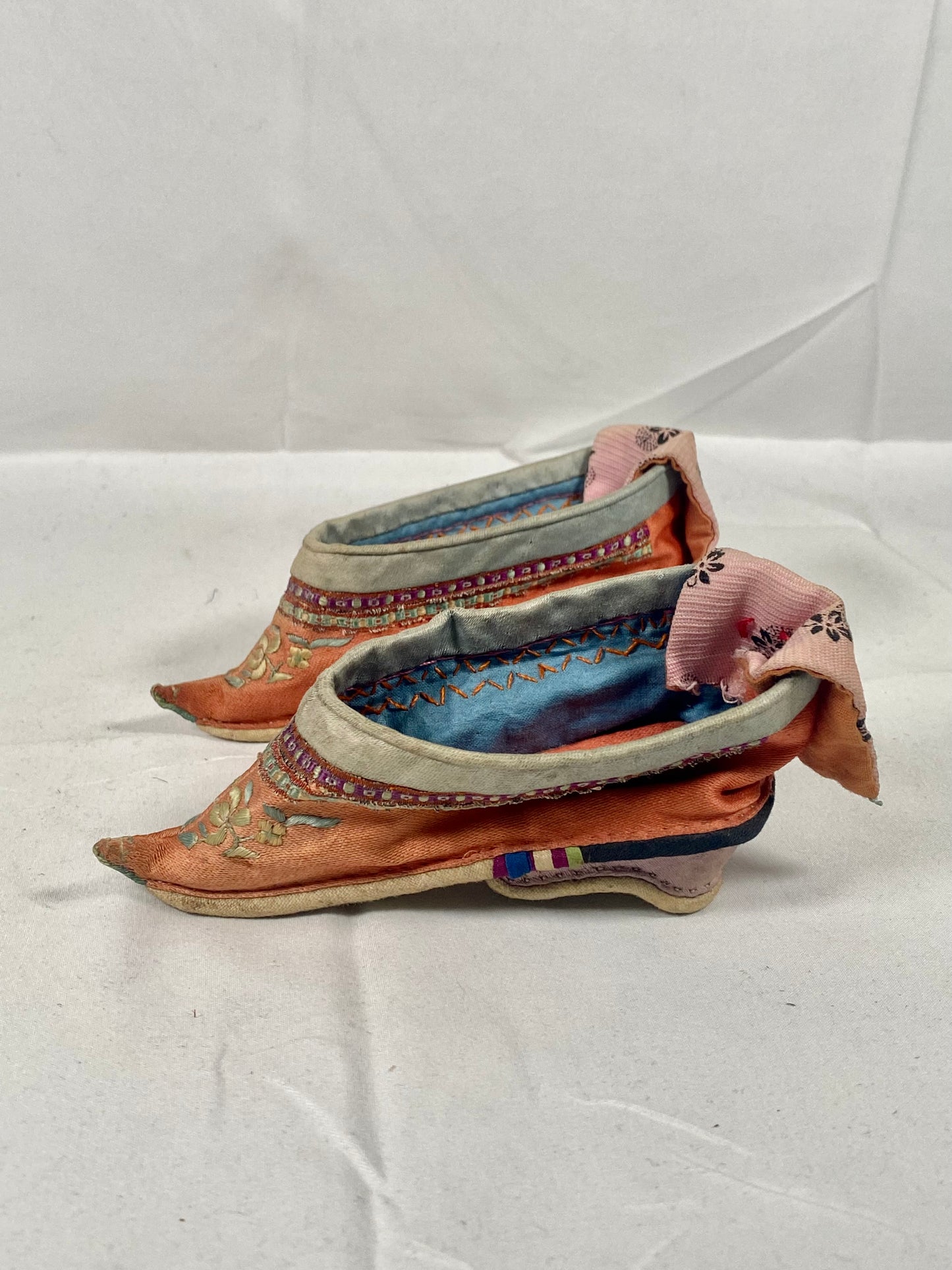 Antique Chinese Lotus / Golden Lily Shoes circa late 19th century, Shaoxing Style Pumps