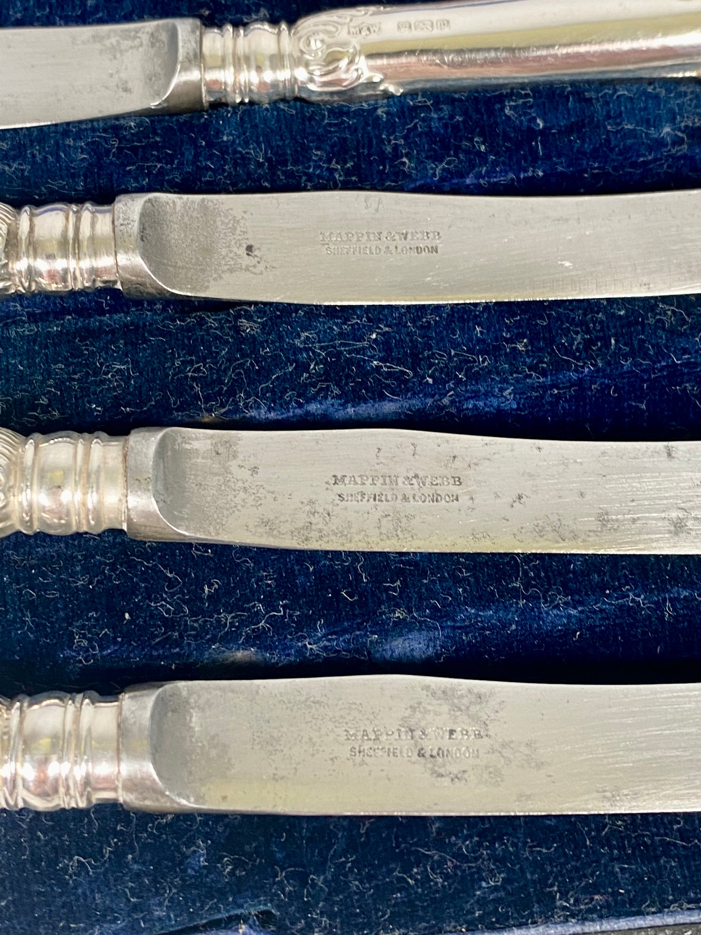 Antique Edwardian Cased Mappin & Webb Sheffield Steel Knives with Sterling Silver Handles, Set of 6