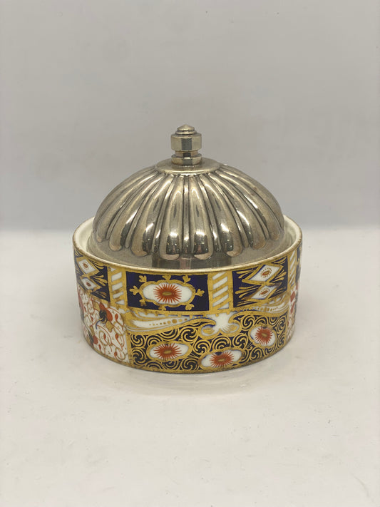 Plato estilo Imari de Davenport, circa 1870-1886