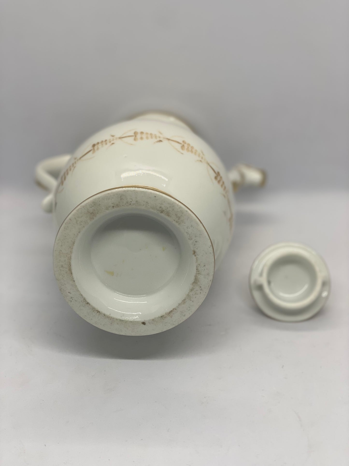 19th-century Dutch Porcelain Coffee Pot