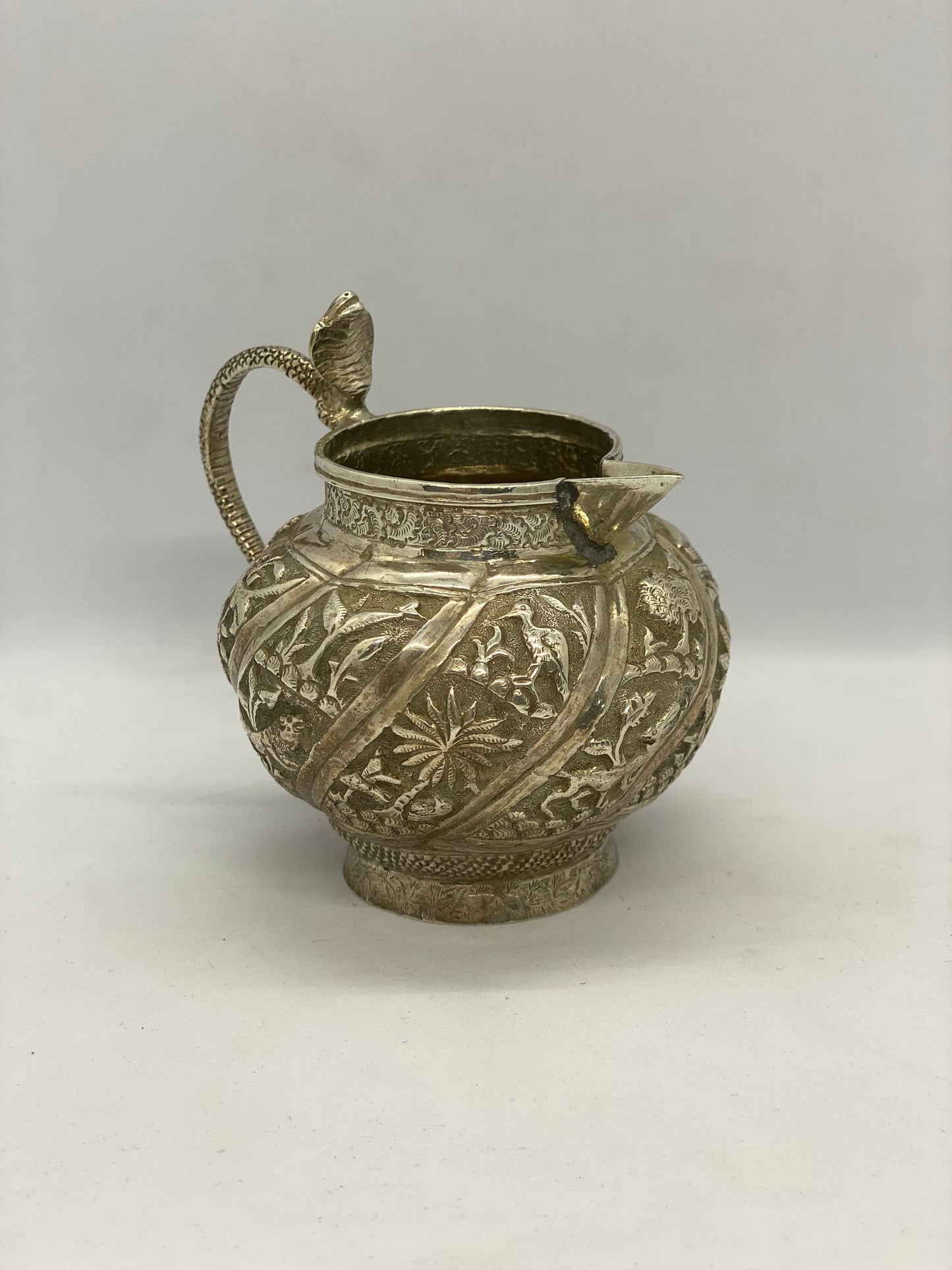 Jarra colonial india de plata con asa de cobra, circa 1860-1900