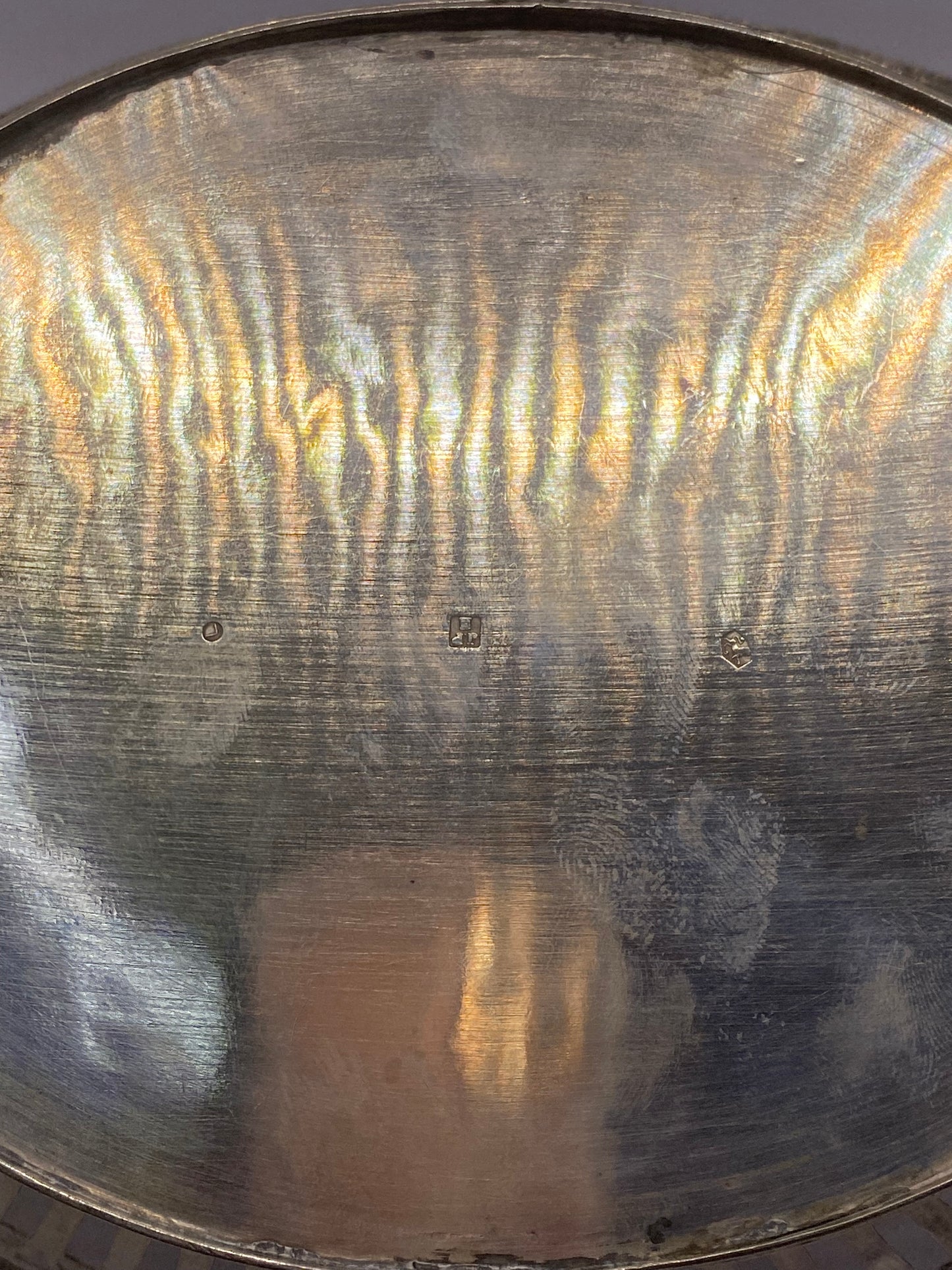 Cesta de filigrana de plata Art Déco circa 1921