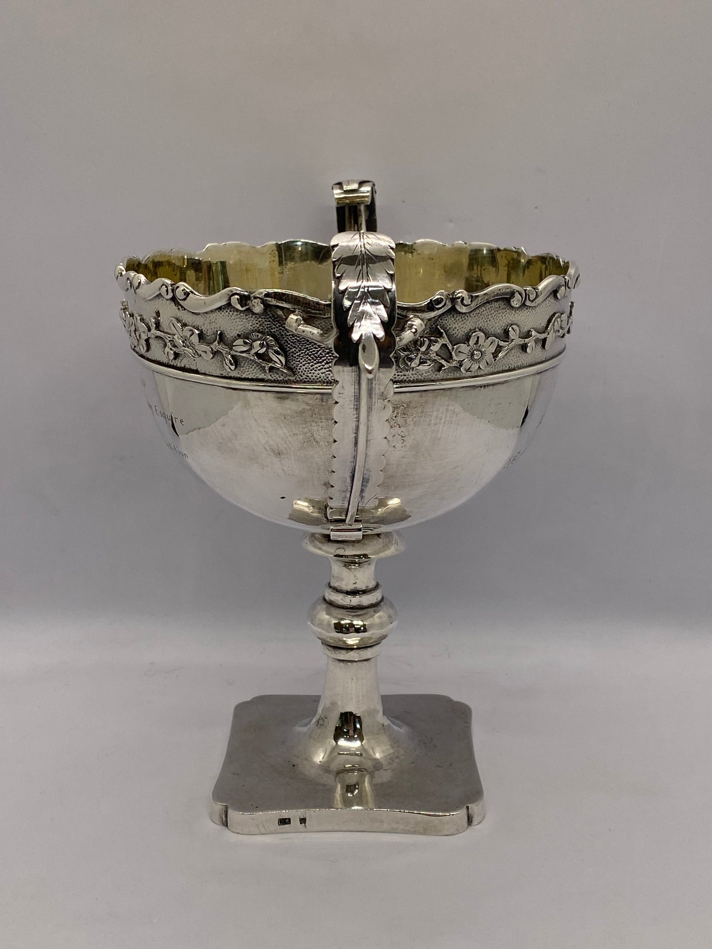 Copa trofeo de plata de exportación china de principios del siglo XX con inscripción de 1933