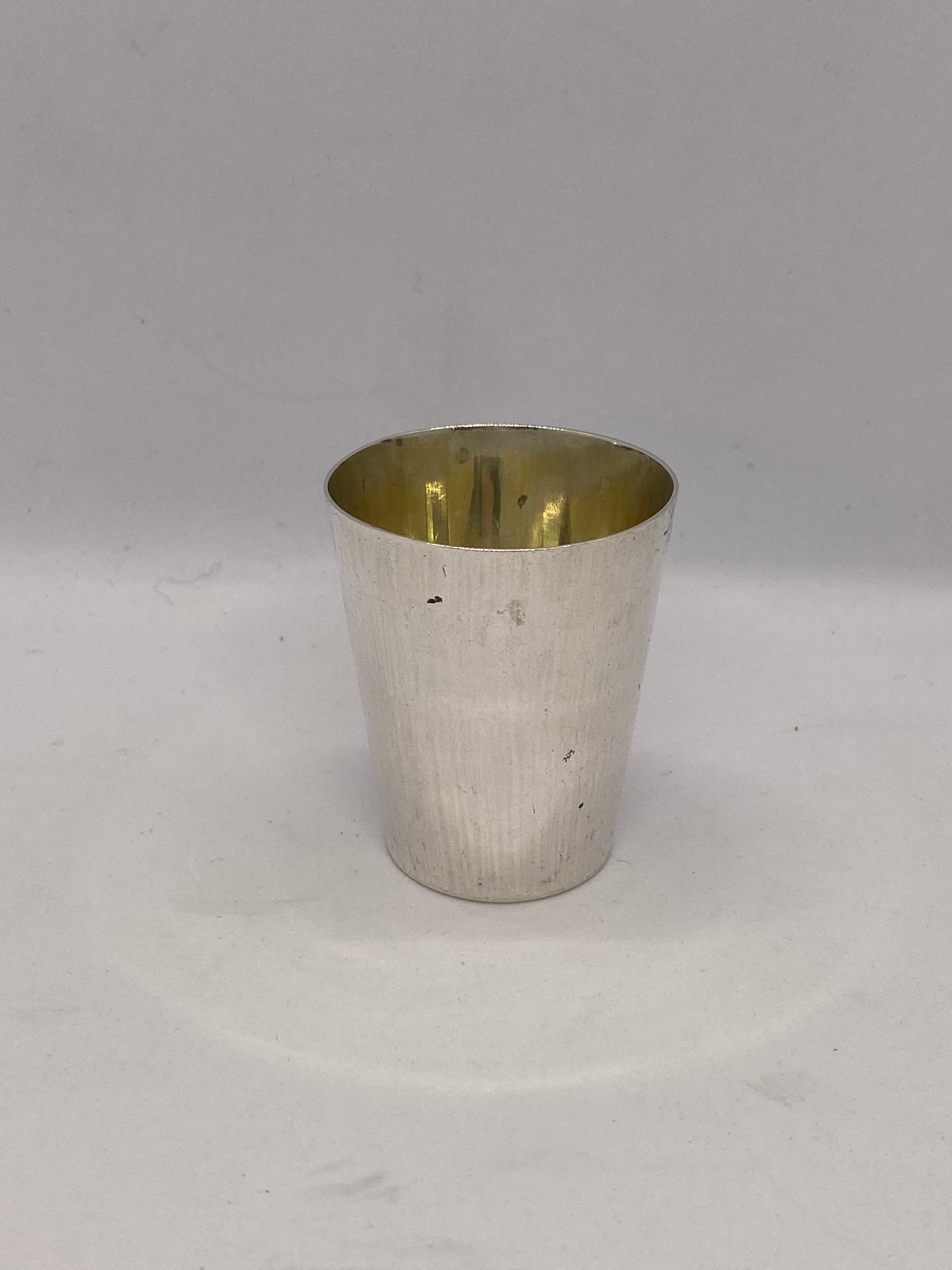Juego de cóctel Luen Hing de plata china antigua con coctelera, 6 vasos de chupito y bandeja