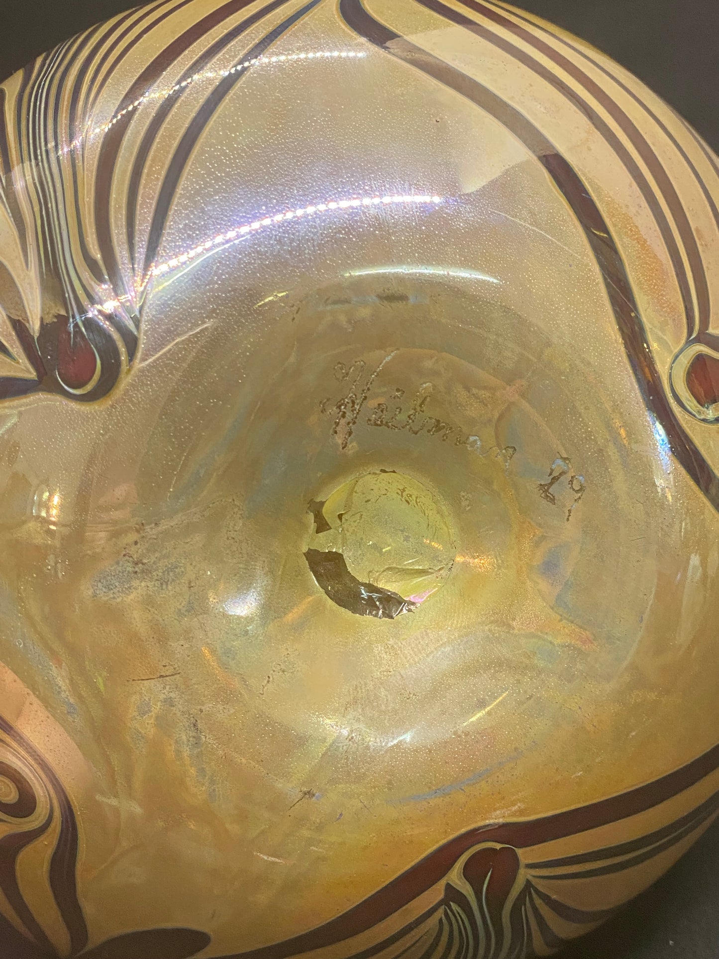 令人惊叹且具有收藏价值的艺术玻璃花瓶,由克里斯·海尔曼 (Chris Heilman) 签名,1979 年。