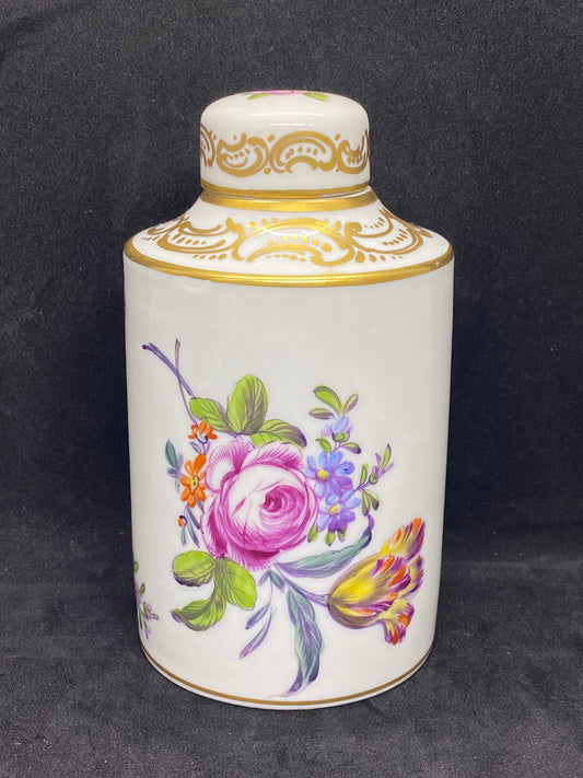 Late 18th Century German Ludwigsburg Porcelain Tea Caddy