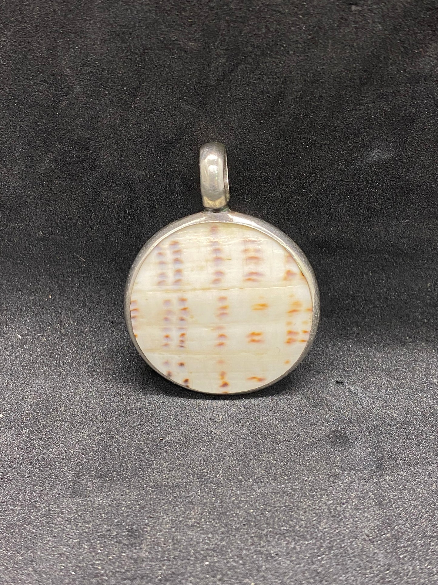 Vintage 925 Sterling Silver and Shell Pendant