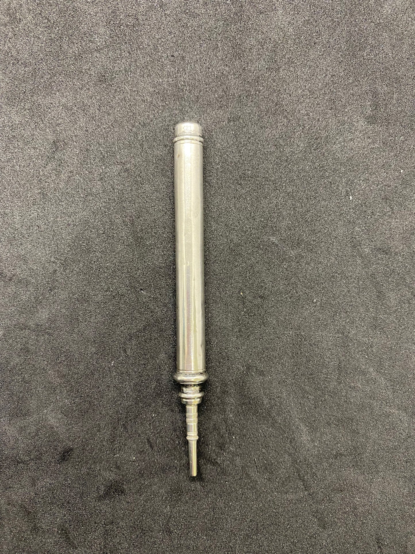 Lápiz propulsor antiguo de plata, posiblemente antiguo