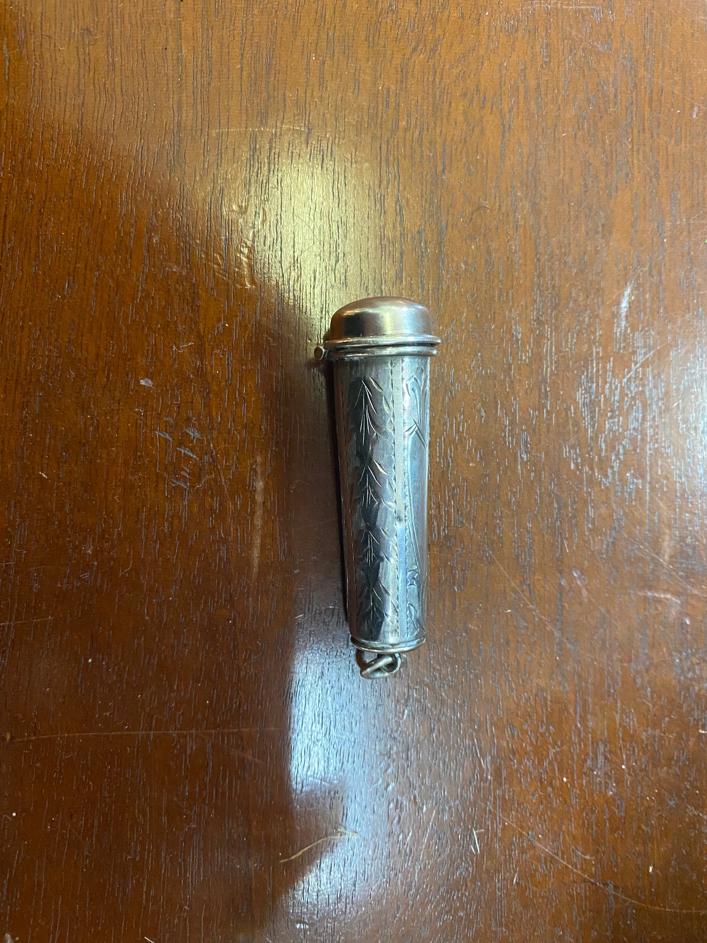 Portalápices/puri de plata antigua con lazo Chatelaine