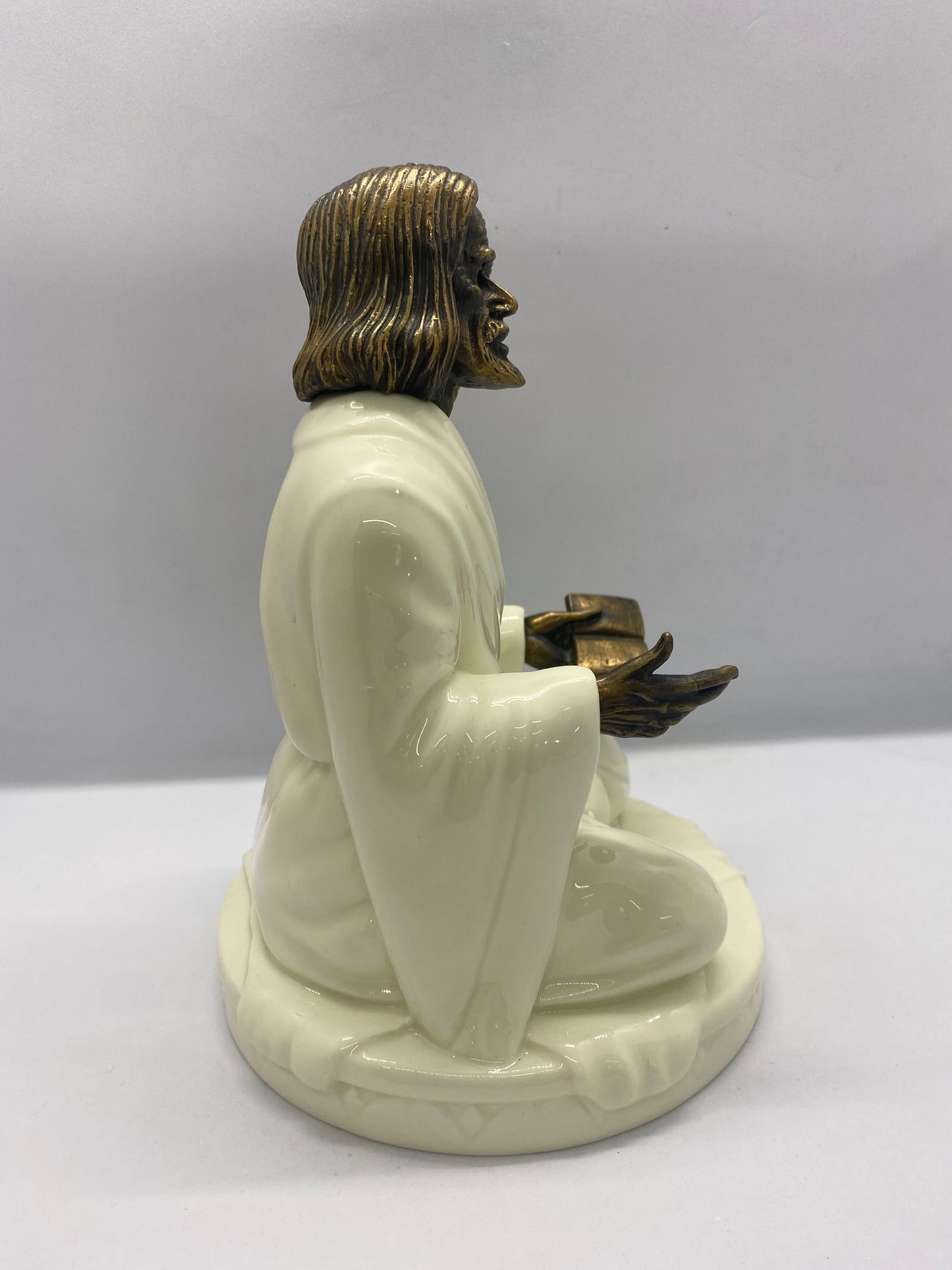 老式 Minton “The Sage” 细骨瓷与铸造纯铜,1978 年。