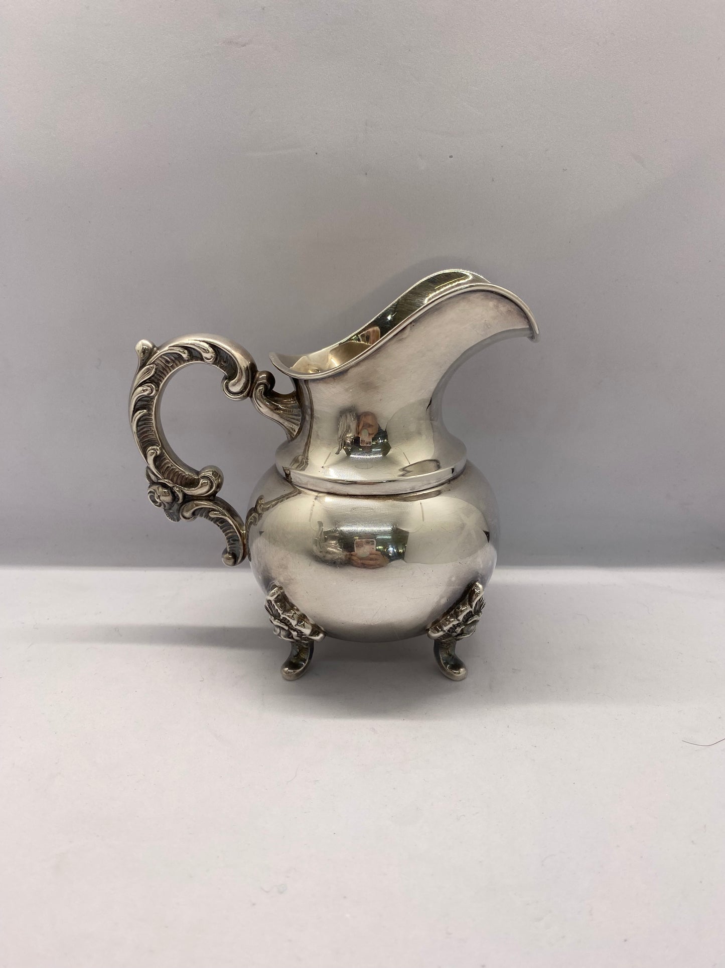 Impresionante juego de té de 4 piezas en plata de ley de Emil Hermann