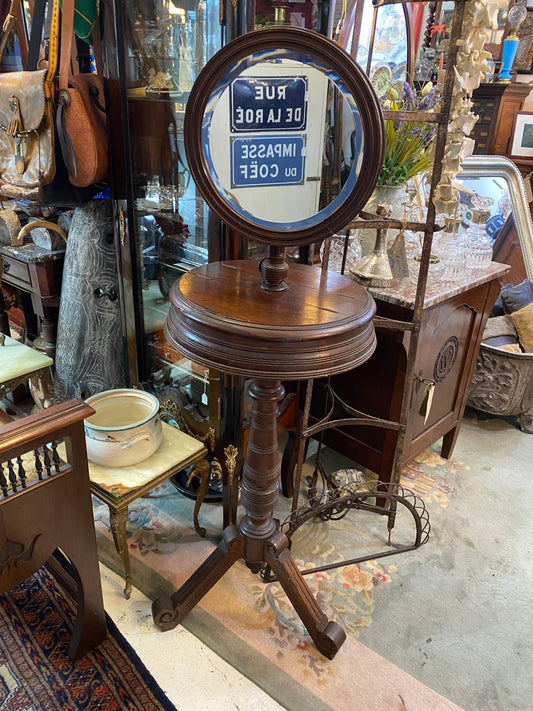 Mueble de afeitado y maquillaje victoriano de caoba, circa 1880