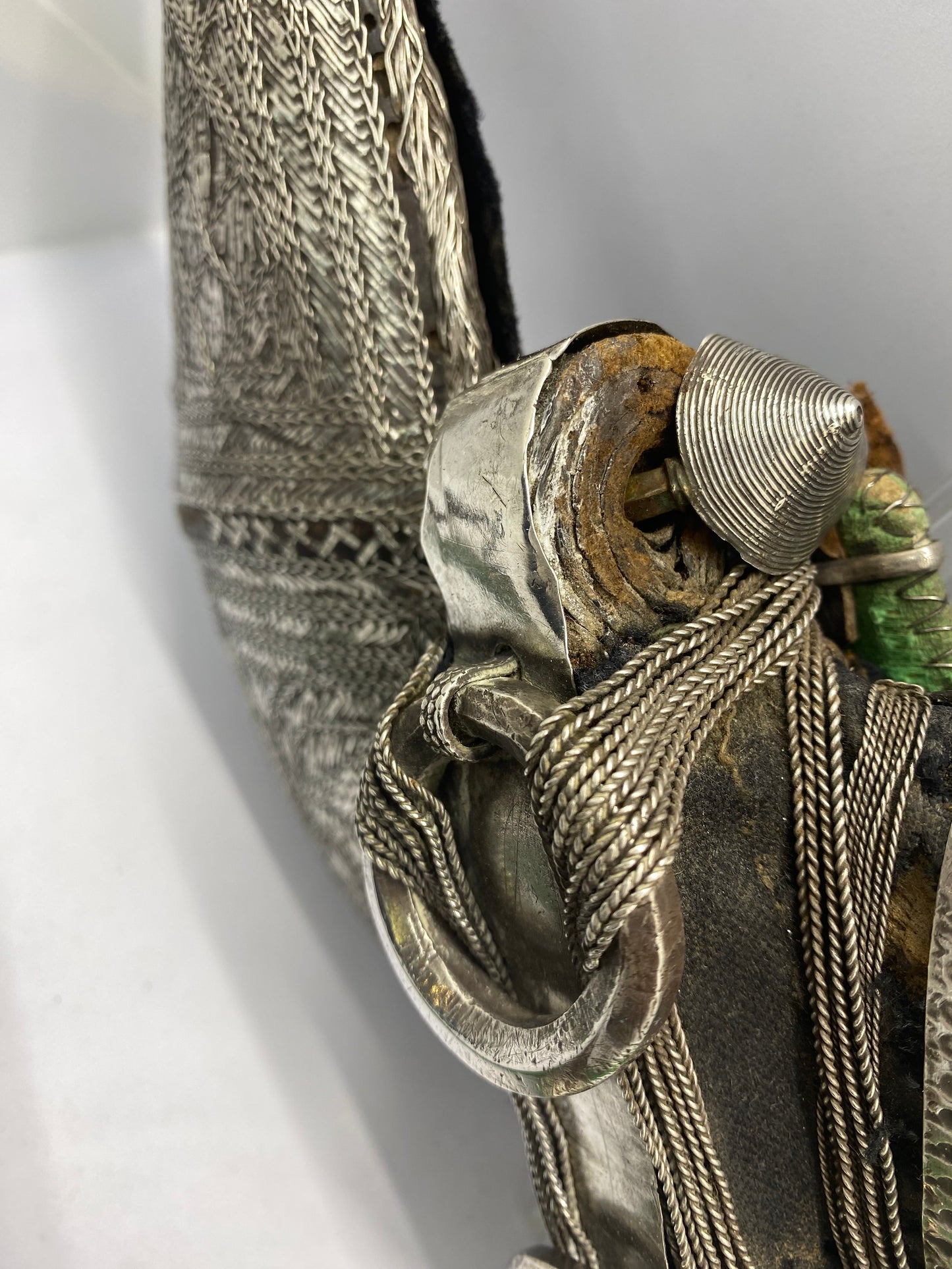 Daga ceremonial Khanjar antigua de plata y cuerno de Omán (Jambiya)
