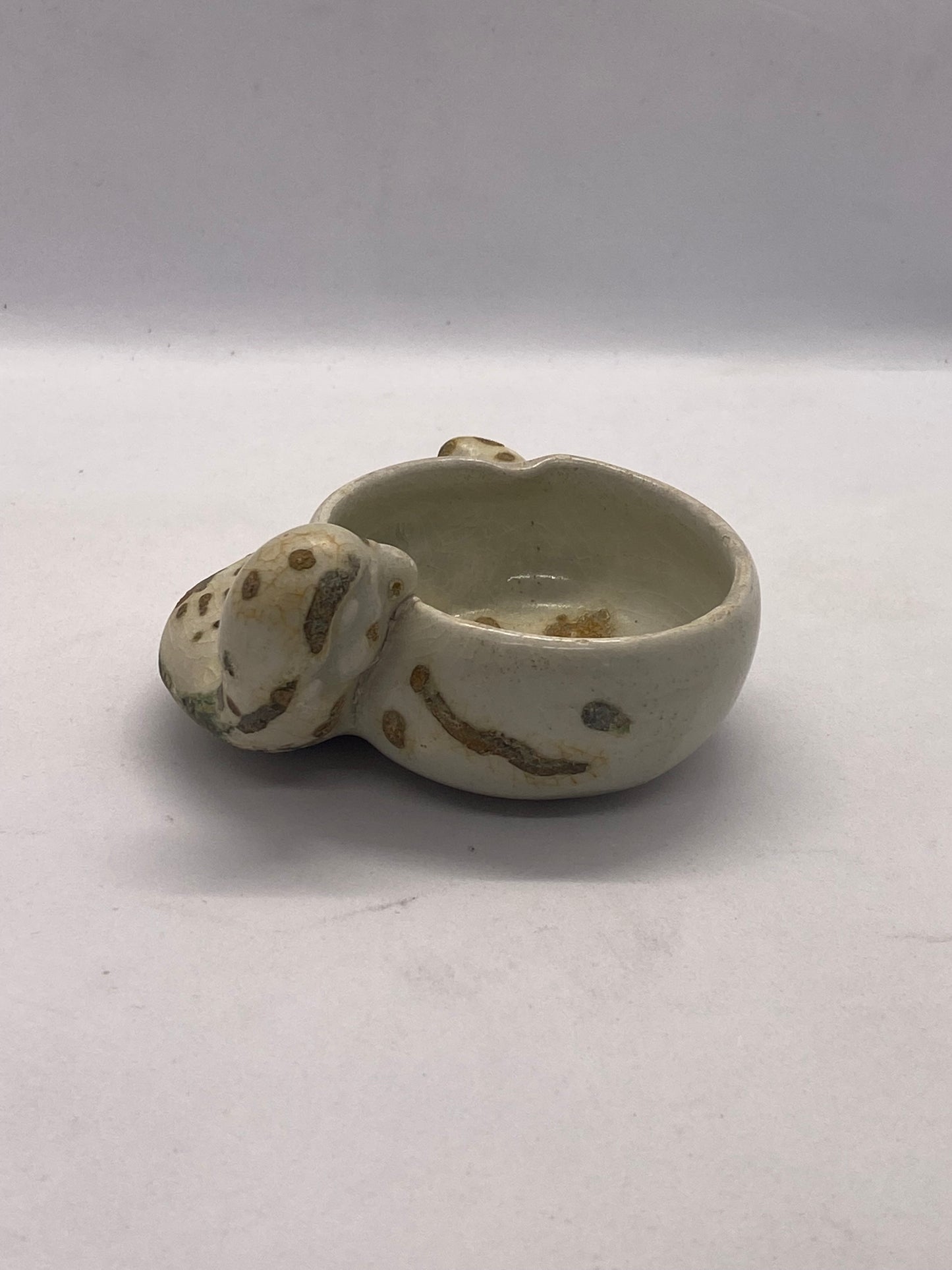 Rare 15th century Hoi An Hoard Parrot and Peach Figural Brush Washer