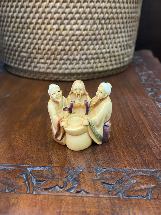 Antique Japanese Ivory Netsuke, Tokyo School, signed by Yushin 玉心