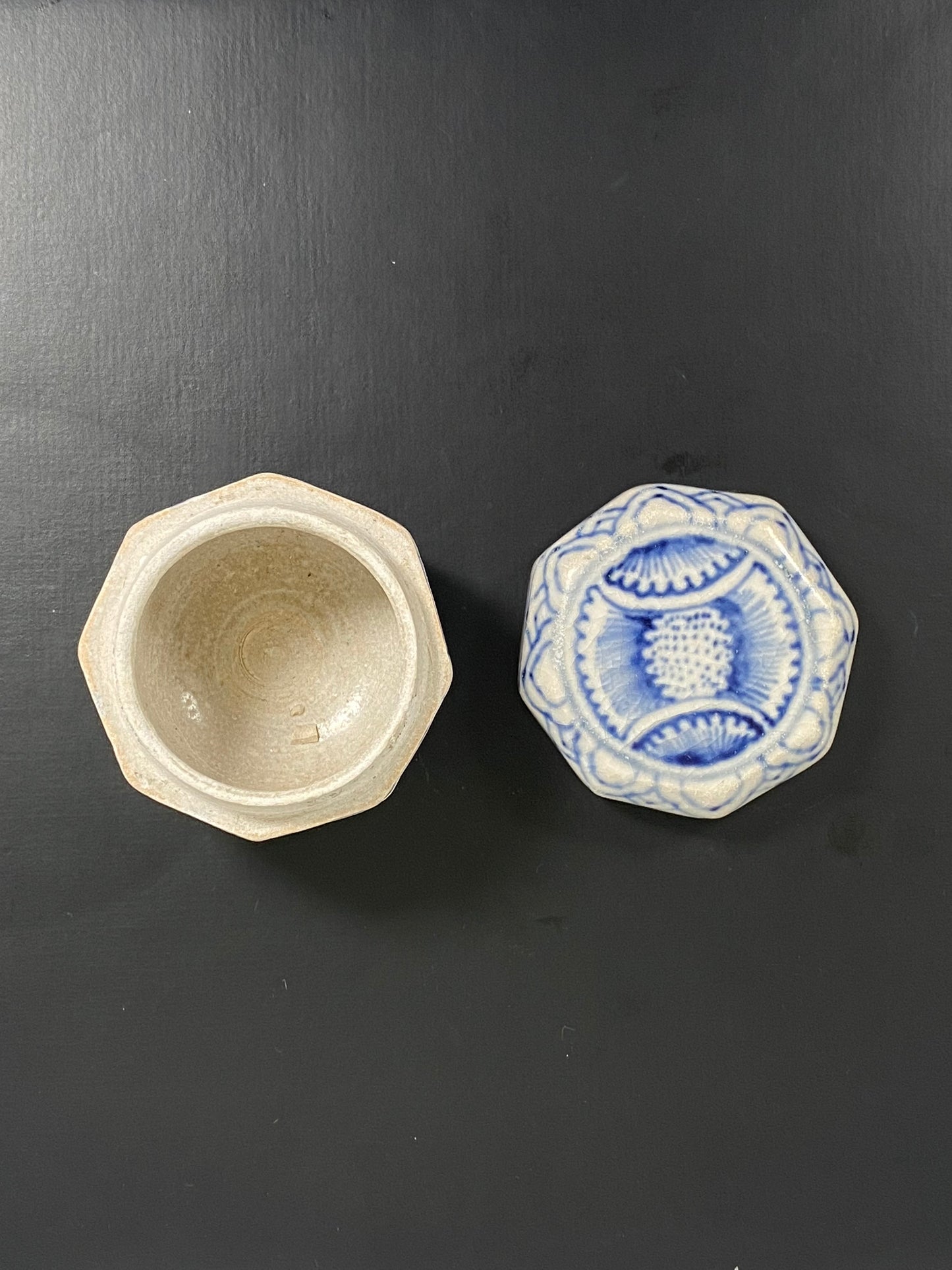 Shipwreck Porcelain Annamese Style Lidded Trinket Box from Hoi An Hoard, 15th century Vietnam