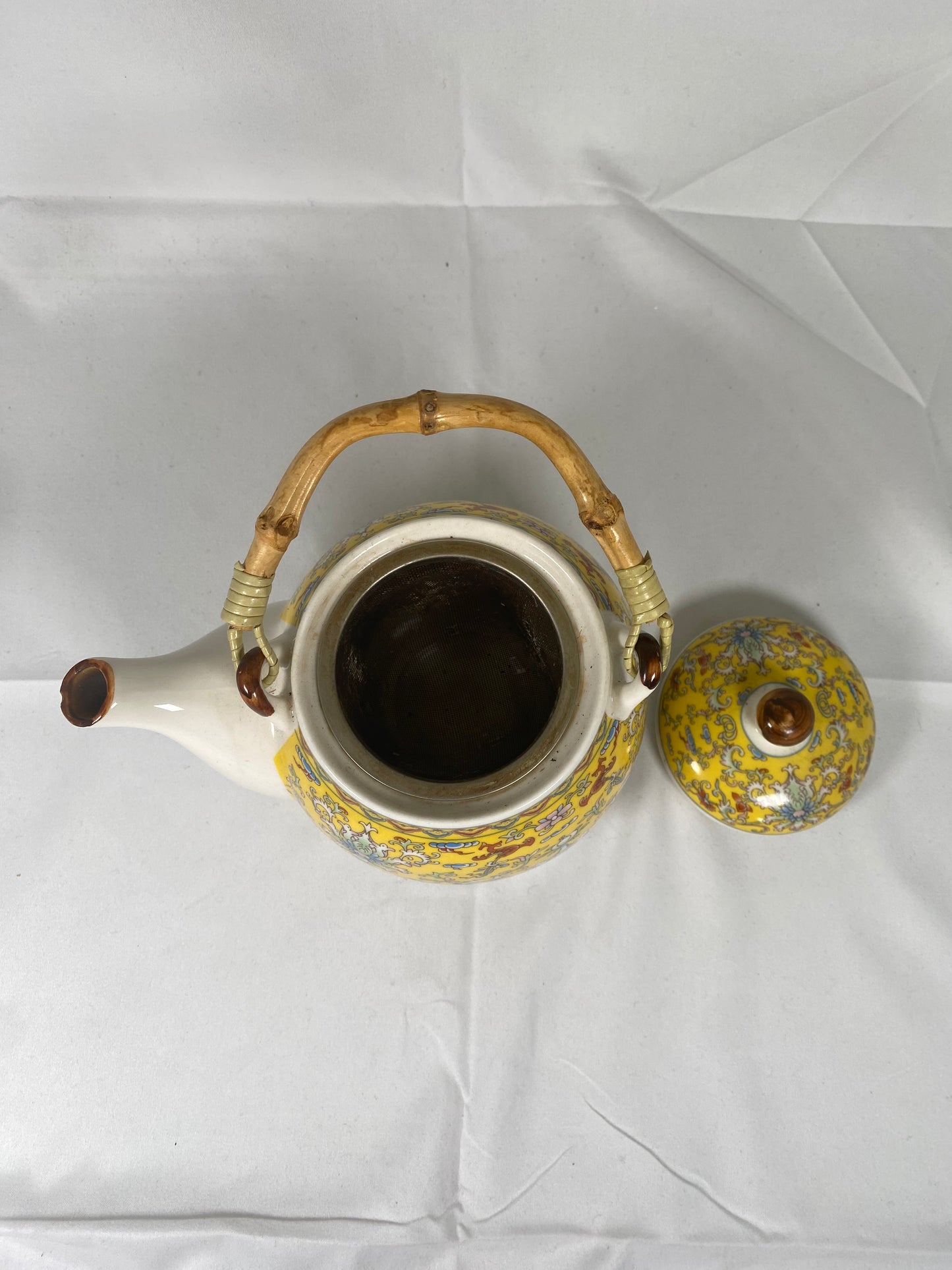Lovely Vintage Chinese Floral Enameled Porcelain Teapot, circa 1980s