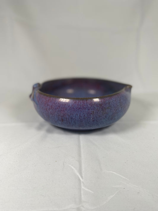 Lavadora de pinceles estilo horno Jun del siglo XVIII con forma de melocotón y glaseado de sangre de buey flameado