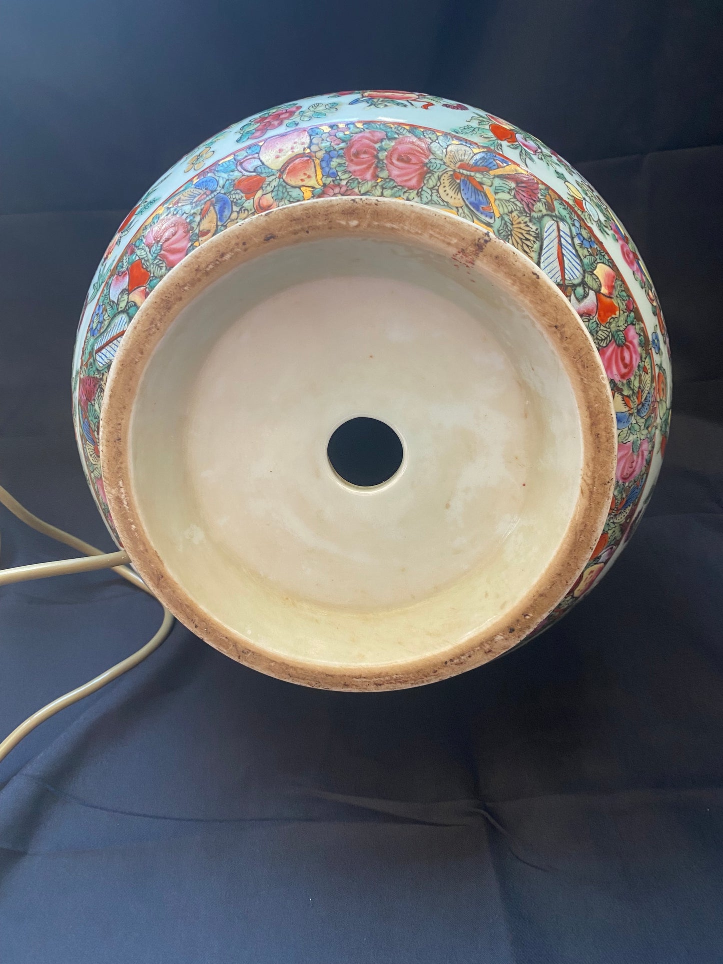 Monumental Late Qing Period Lamp, Household Scene, Celadon Porcelain, Famille Rose Enamels