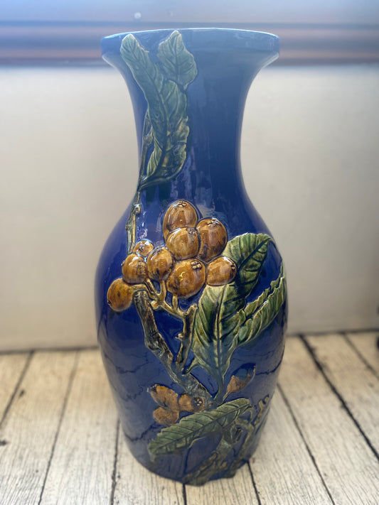 Large 20th century Chinese Statement Earthenware Vase, Majolica Details