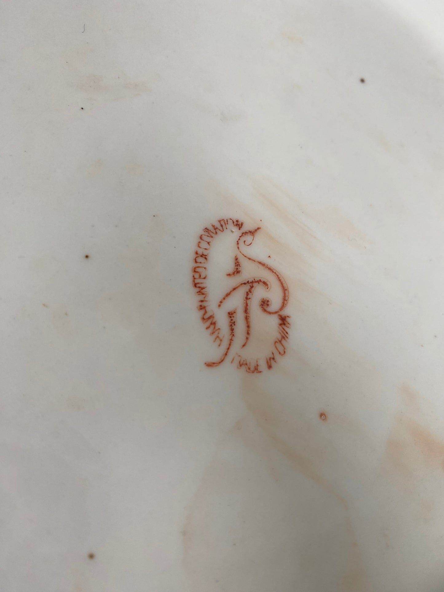 Early to mid 20th century Chinese Rose Medallion porcelain basin bowl