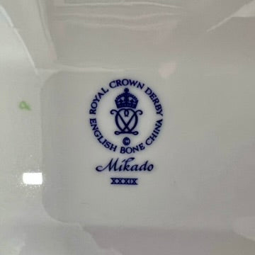 Vintage Royal Crown Derby Mikado pattern dinner plate circa 1976