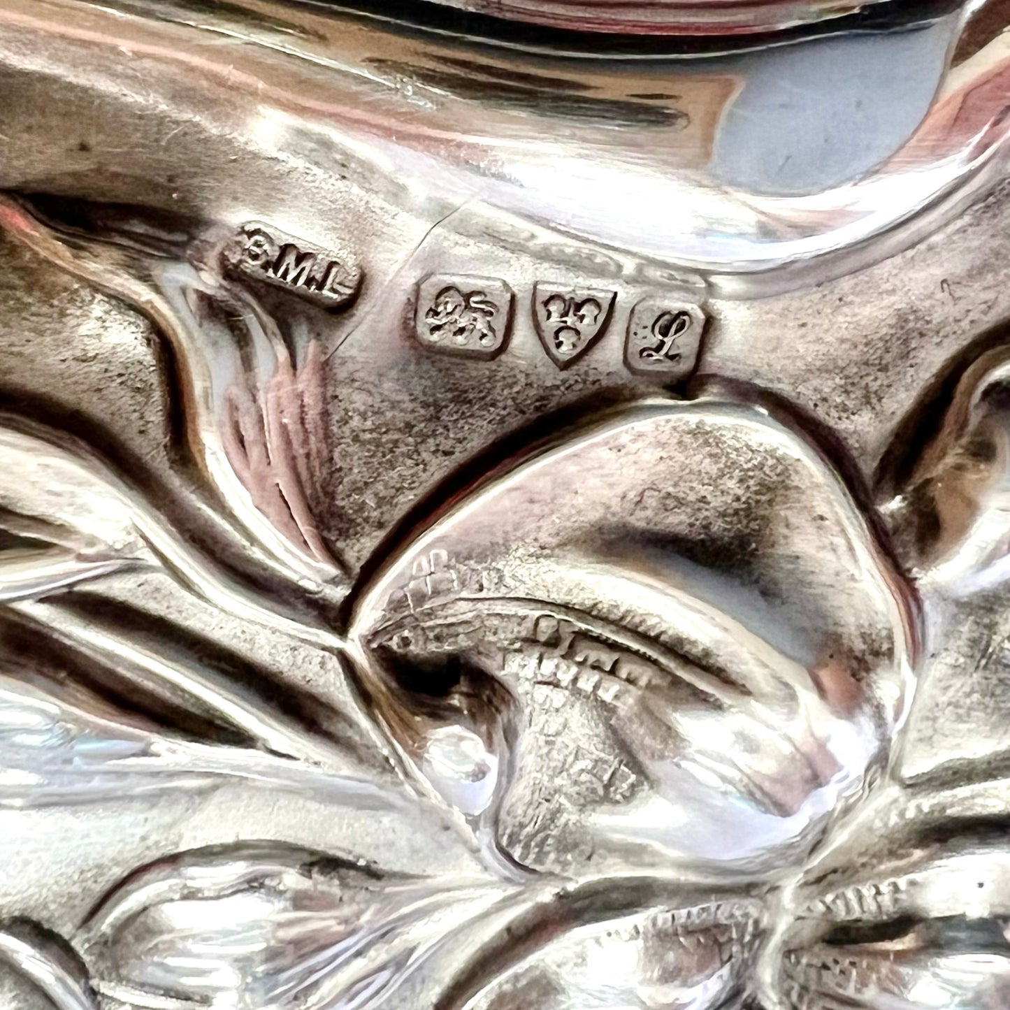Antique George V sterling silver and cut glass trinket box