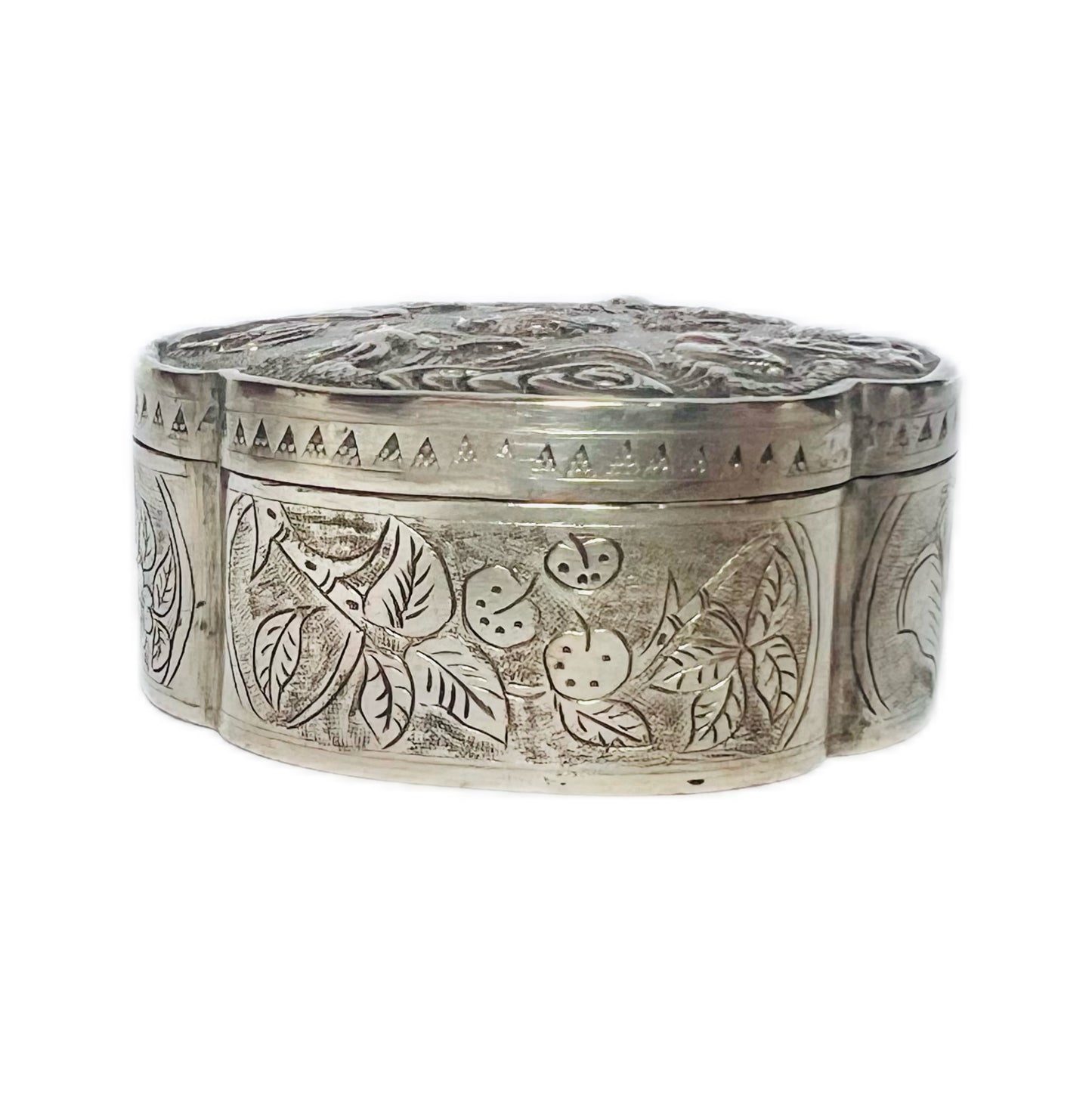 Late Qing dynasty Chinese white metal possibly silver box