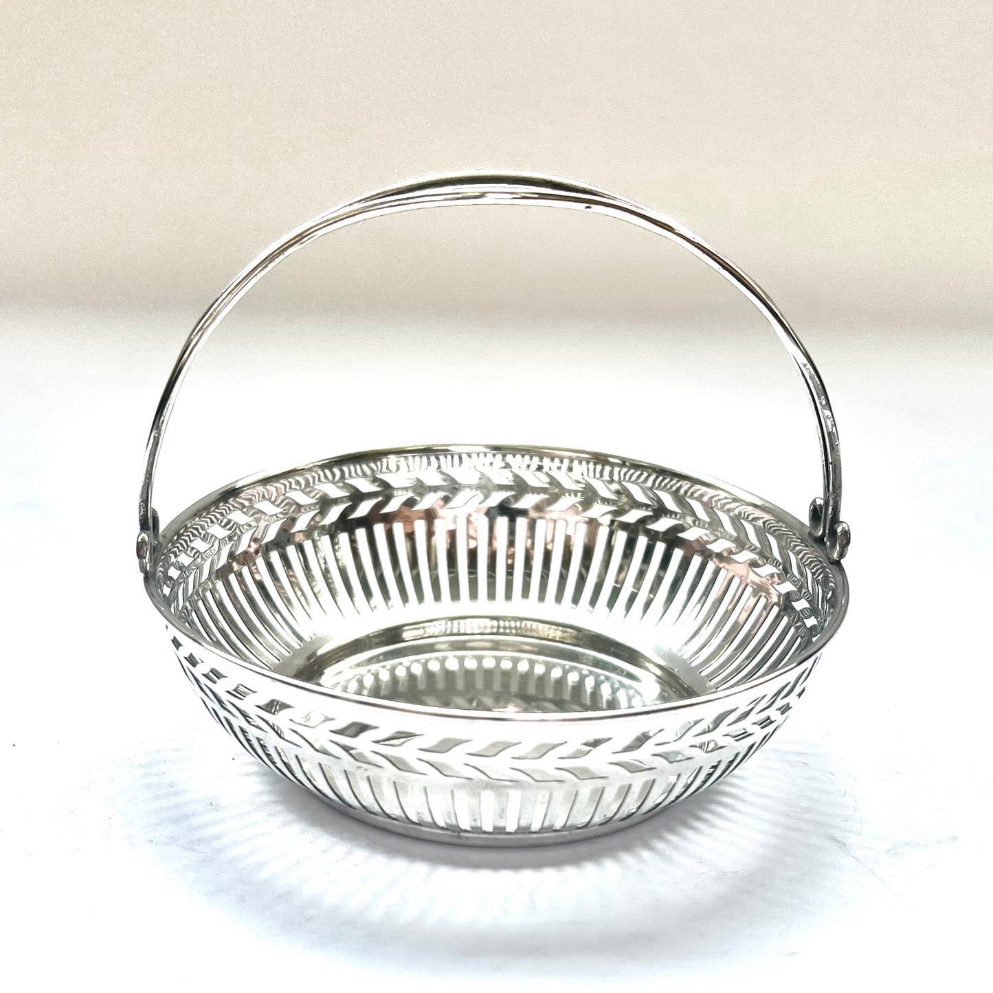 Antique Dutch .833 silver basket with pierced neo-classical design, 1918, J.M. van Kempen en Zn. & Co