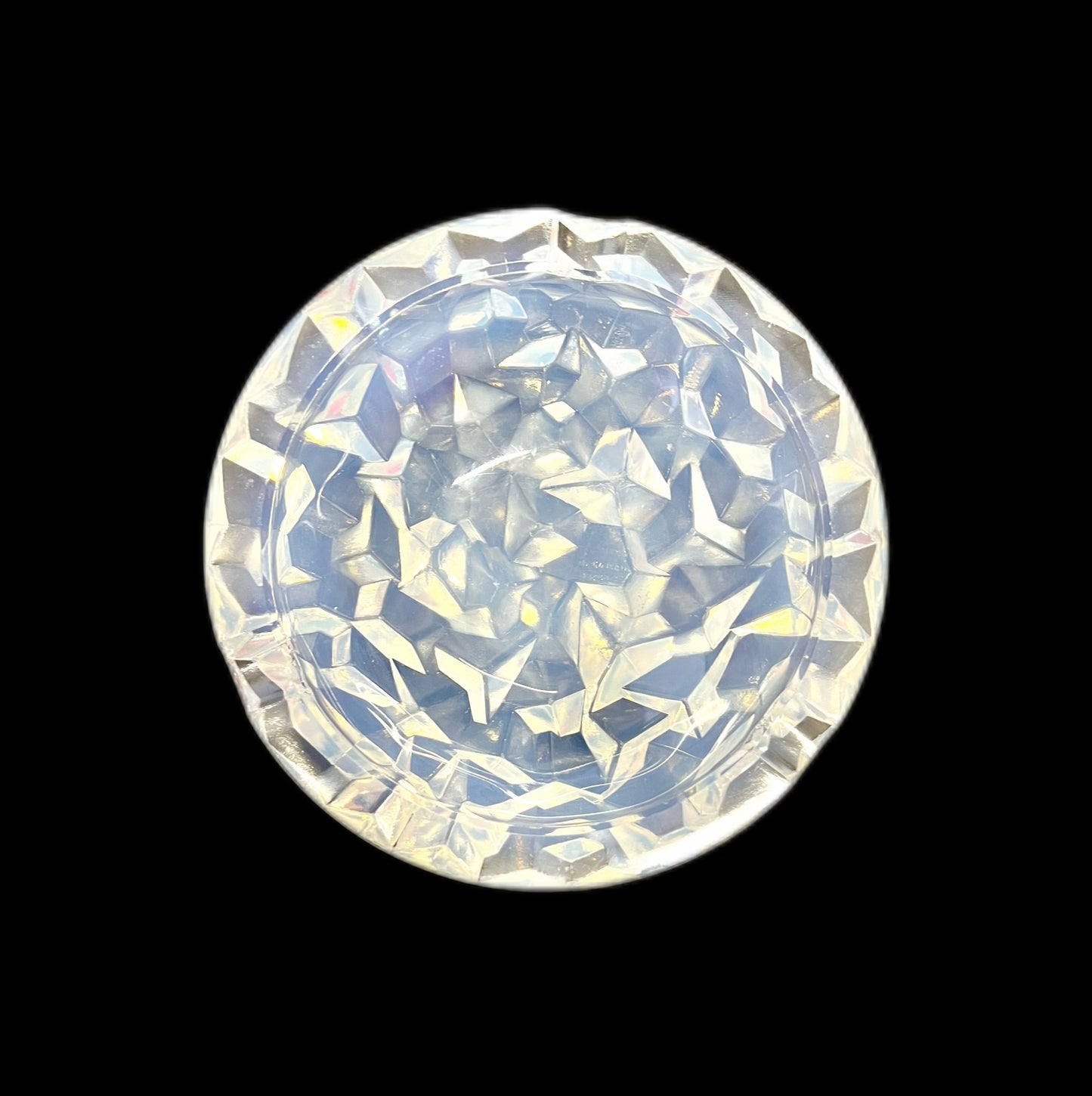 Rare French Art Deco Pierre d'Avesn opalescent glass ashtray