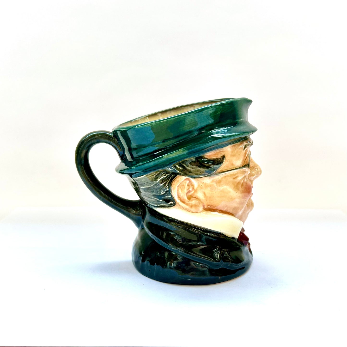 Royal Doulton toby jug depicting Mr. Pickwick in the mid size, designed by Leslie Harradine and Harry Fenton circa 1938-1948