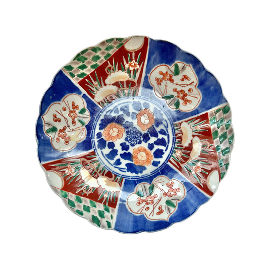 Mid Meiji Period (mid 19th century) Imari plate