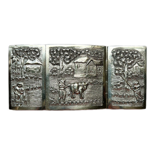 Antique Anglo-Indian Lucknow hand chased silver buckle, circa 1900s to 1930s