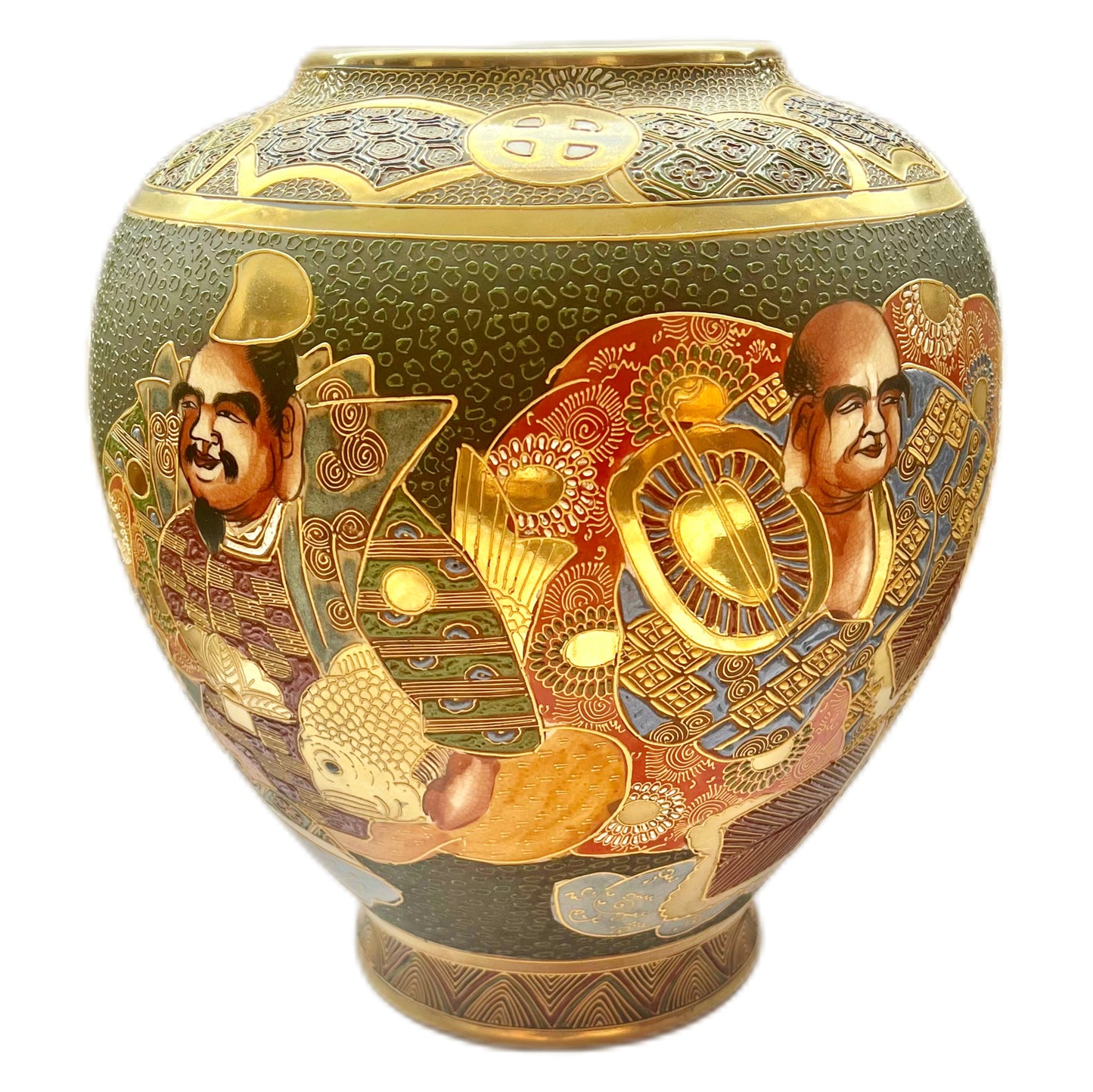 Early 20th century Japanese Satsuma Vase by Shinzan, late Meiji to early Taisho period.